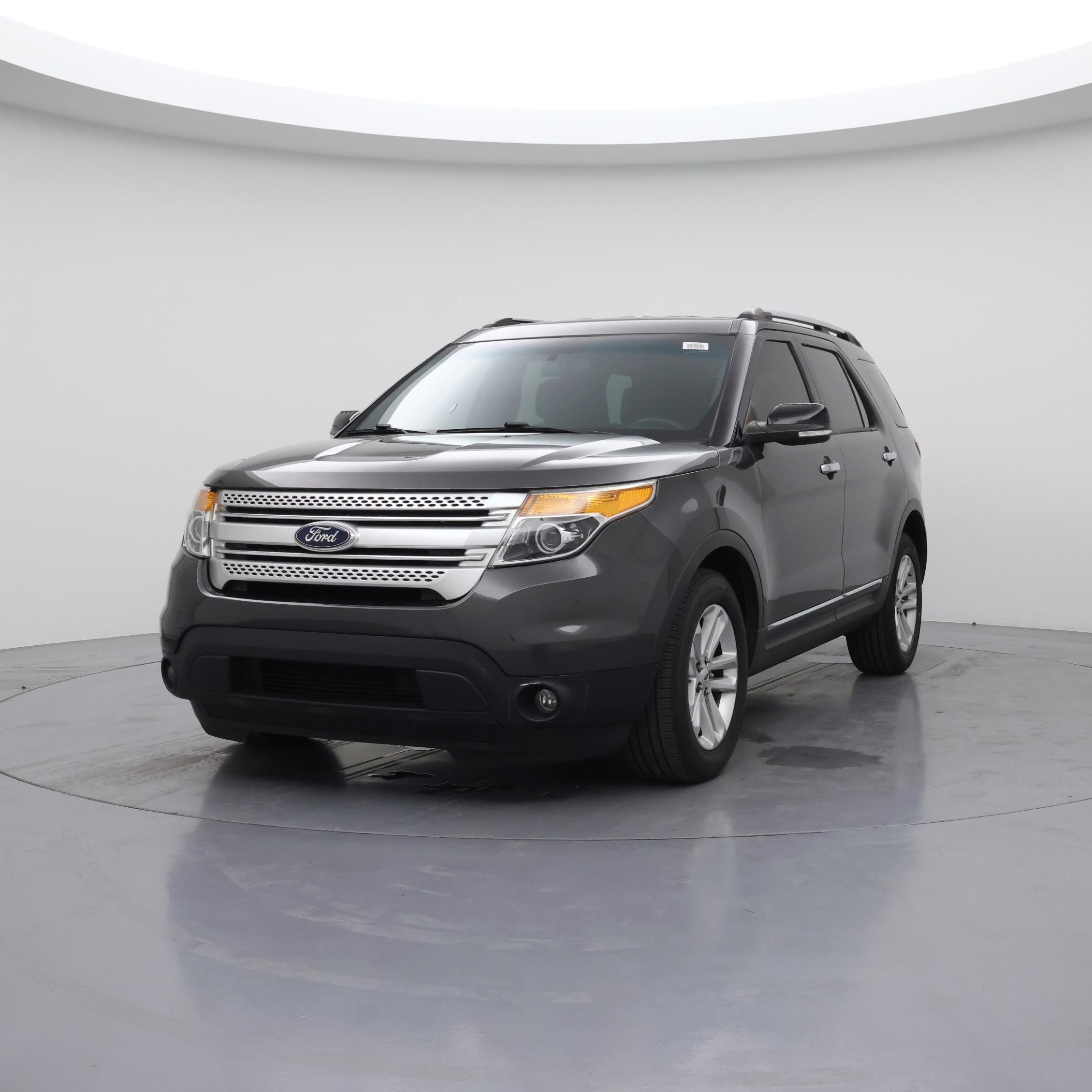Thumbnail: 2015 Ford Explorer - 4