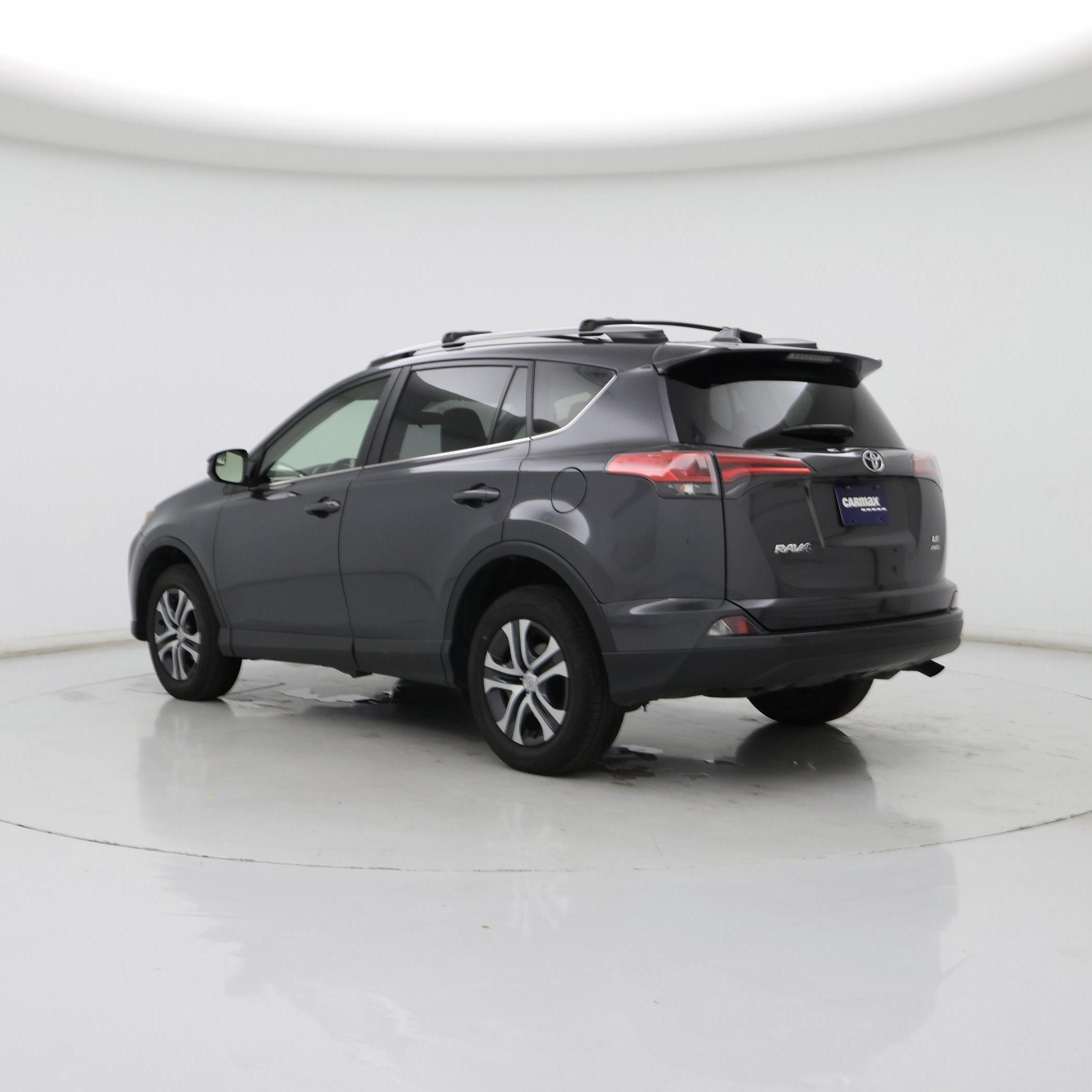 Thumbnail: 2017 Toyota RAV4 - 2