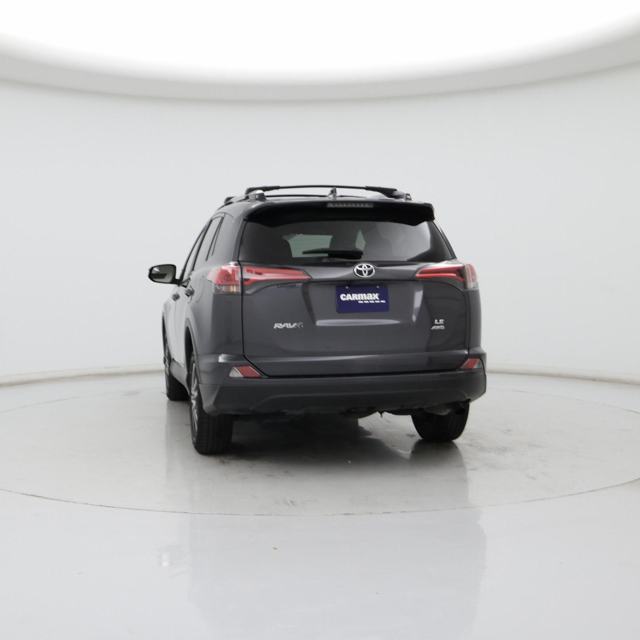 Thumbnail: 2017 Toyota RAV4 - 6
