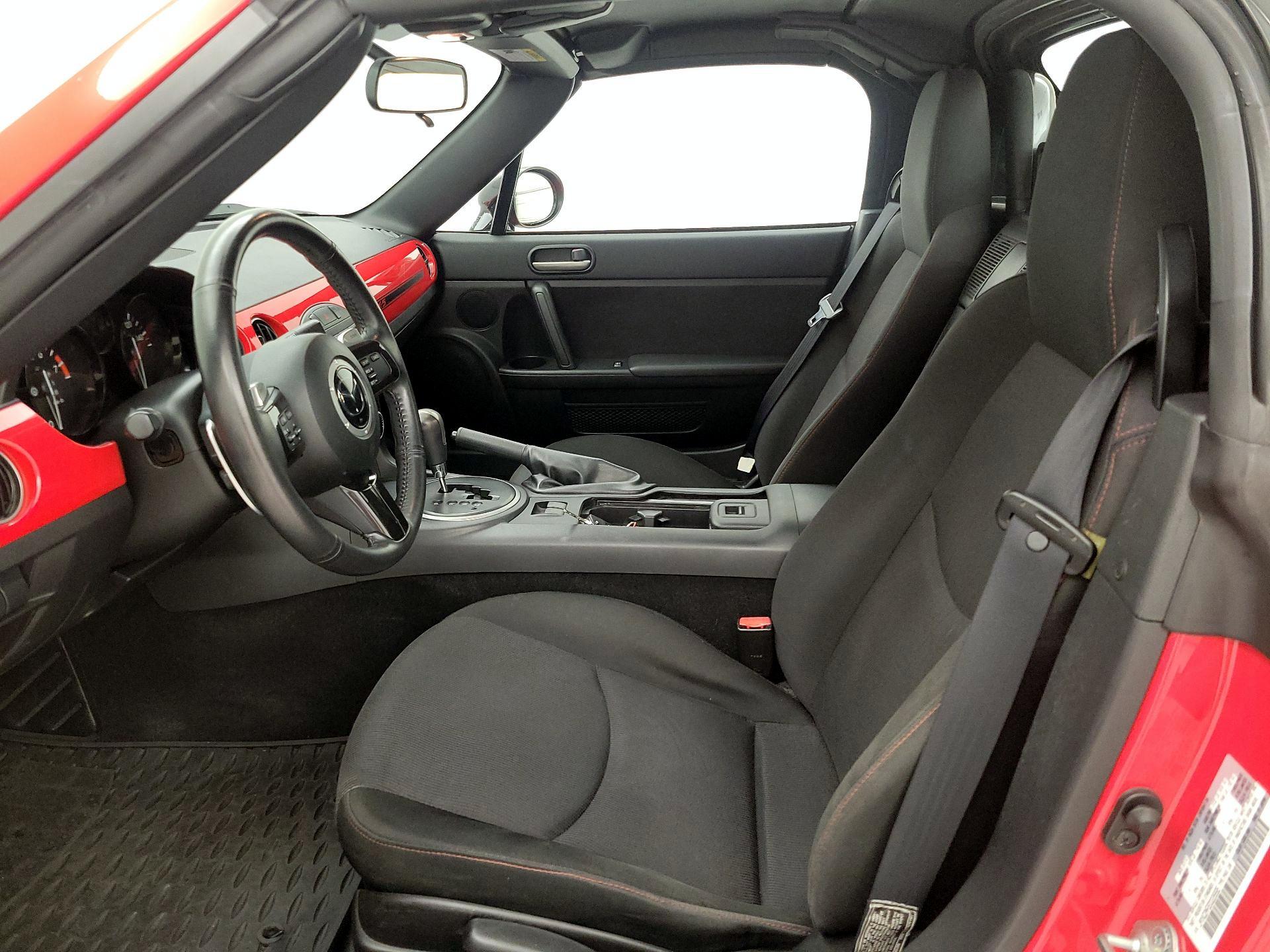 Thumbnail: 2013 Mazda MX-5 Miata - 11