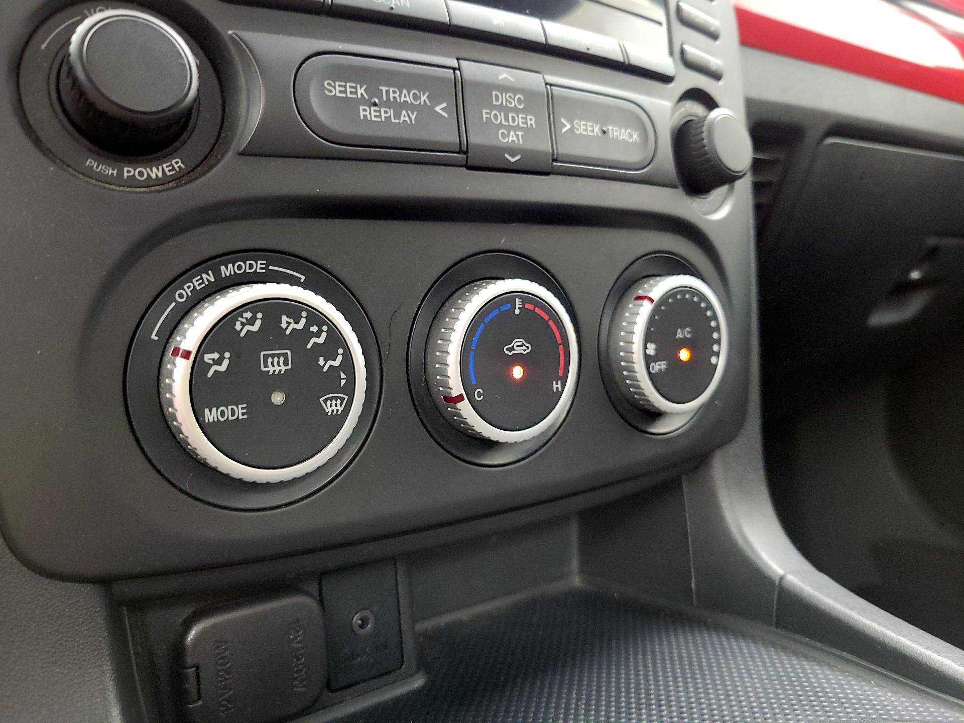 Thumbnail: 2013 Mazda MX-5 Miata - 14