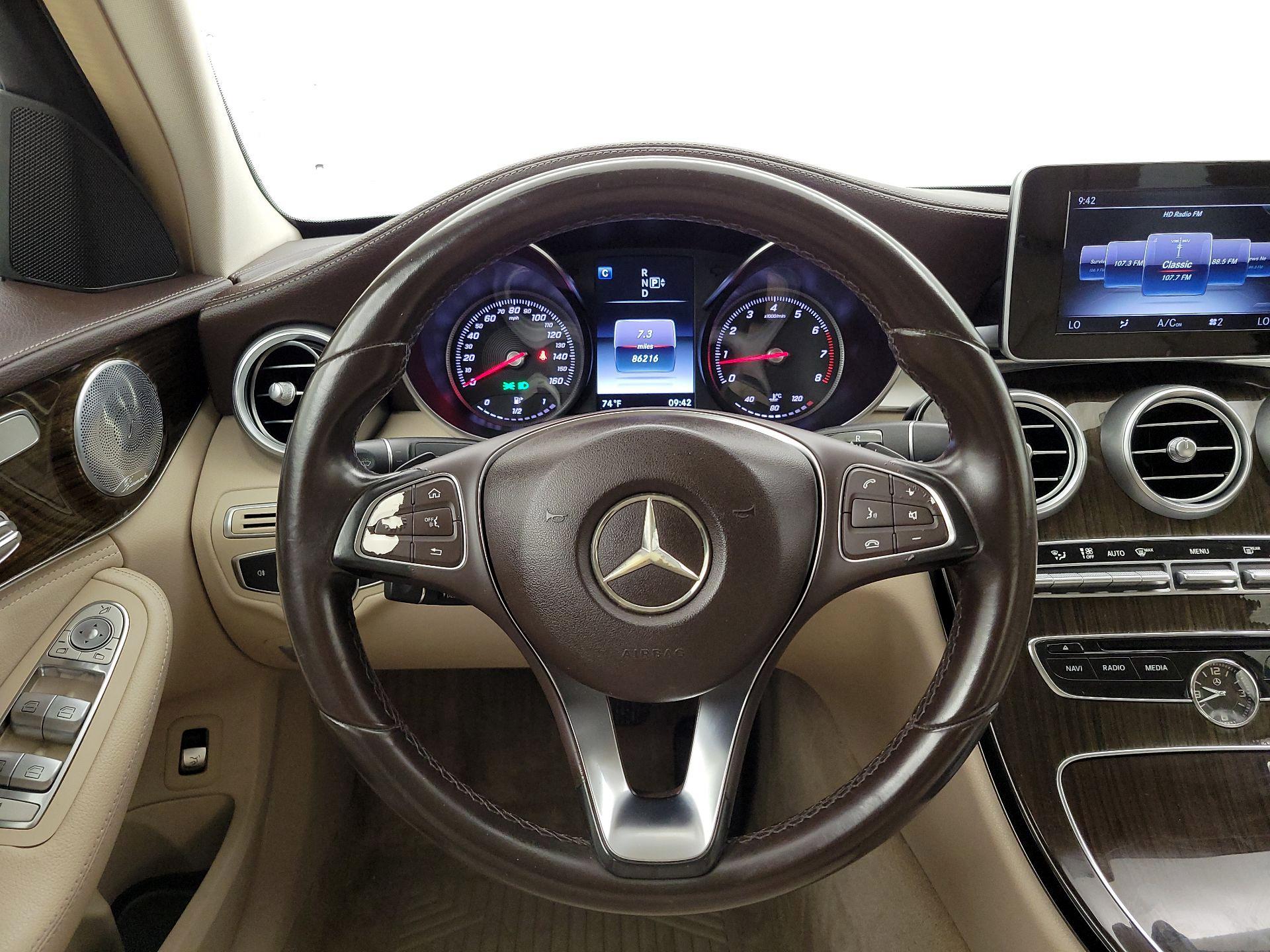 Thumbnail: 2015 Mercedes-Benz C-Class - 10