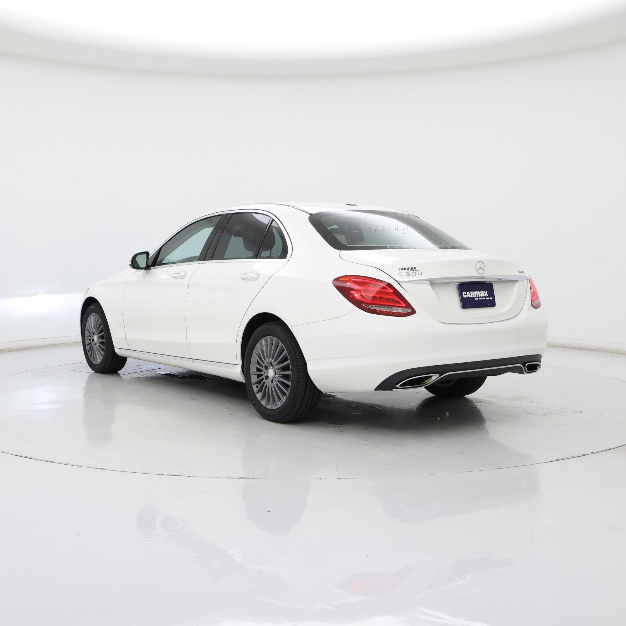 Thumbnail: 2015 Mercedes-Benz C-Class - 2