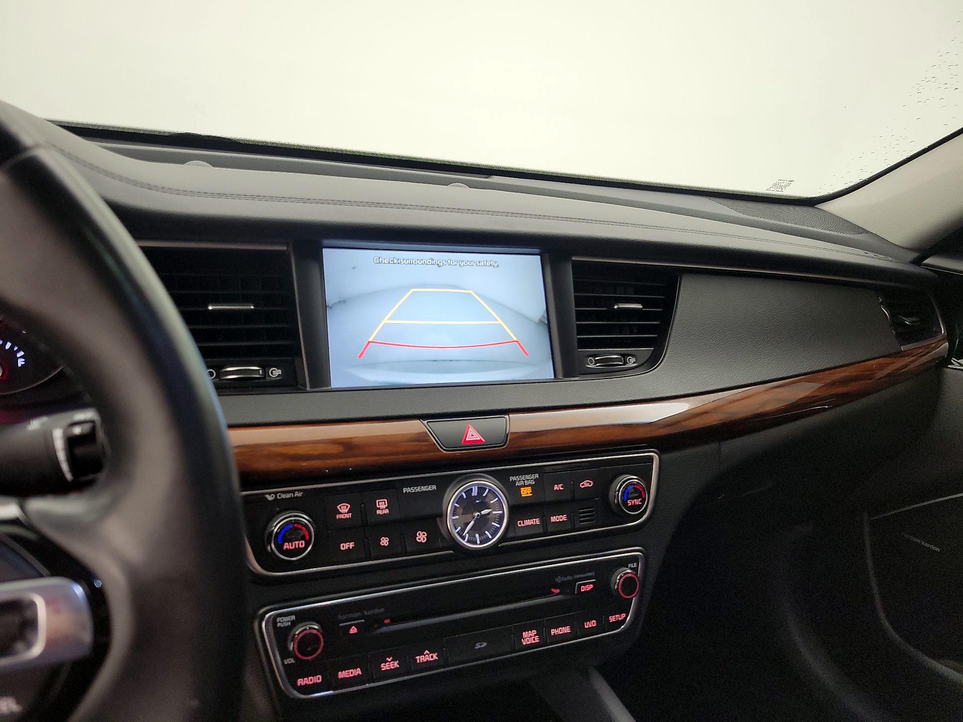 Thumbnail: 2017 Kia Cadenza - 13