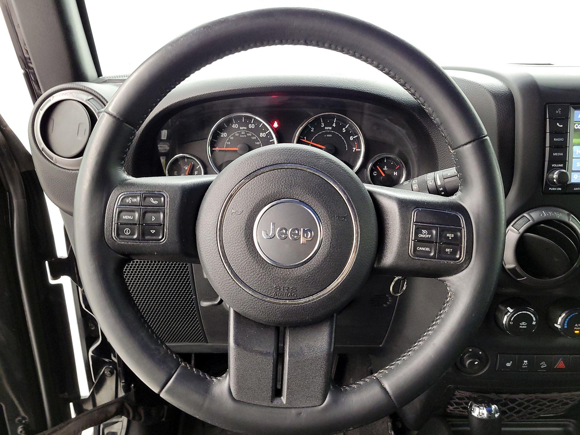 Thumbnail: 2017 Jeep Wrangler - 10