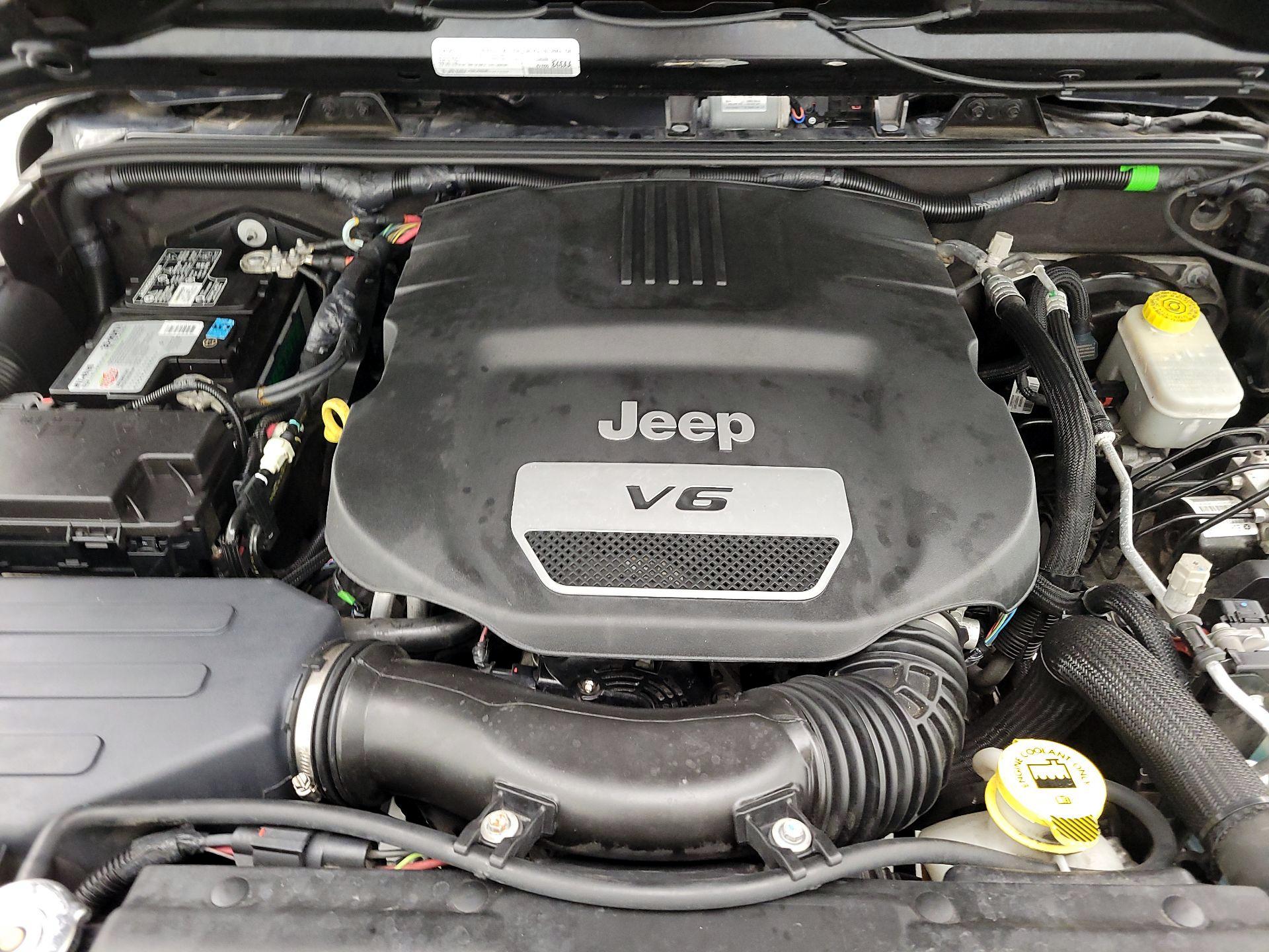 Thumbnail: 2017 Jeep Wrangler - 18