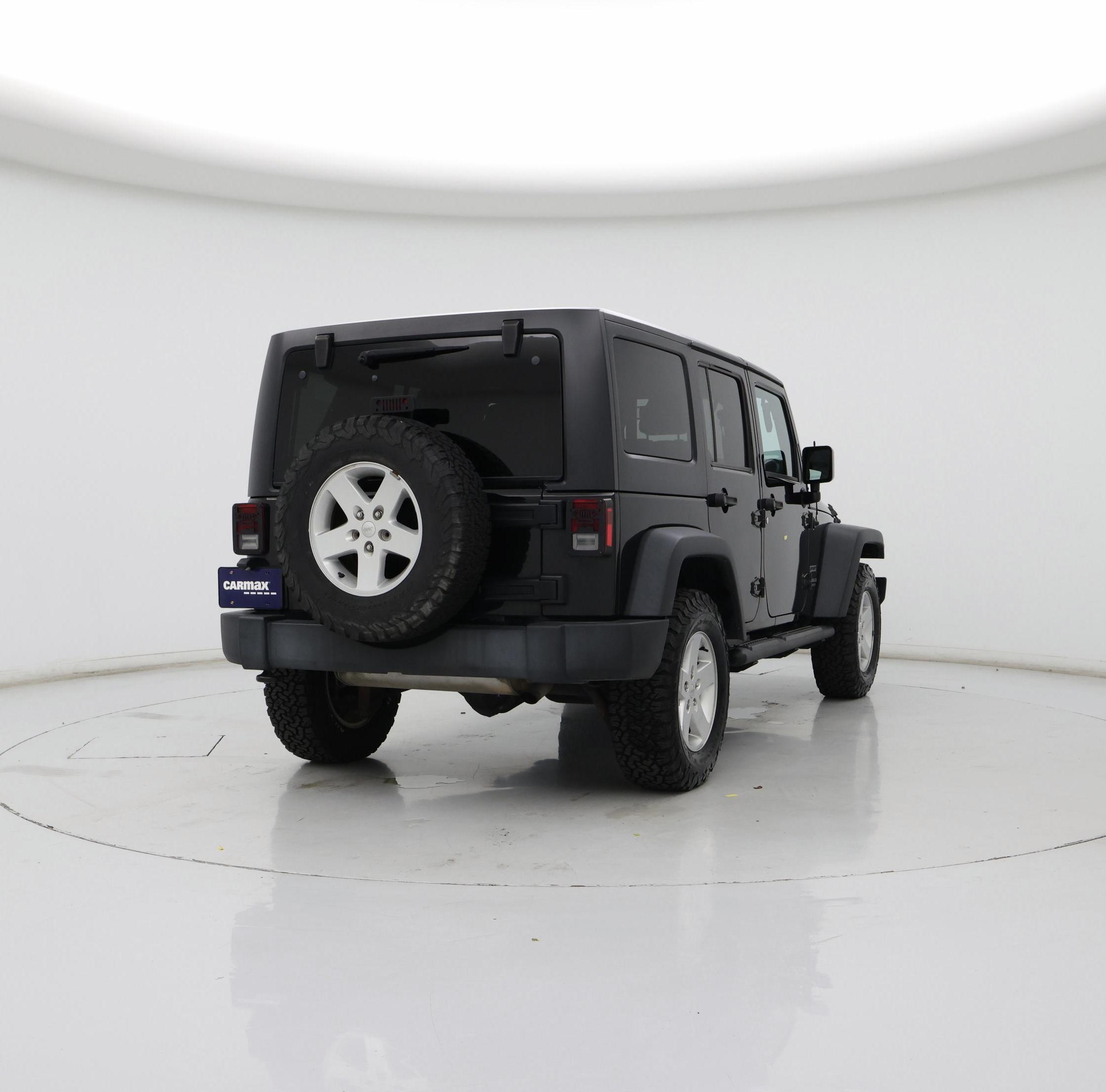 Thumbnail: 2017 Jeep Wrangler - 8