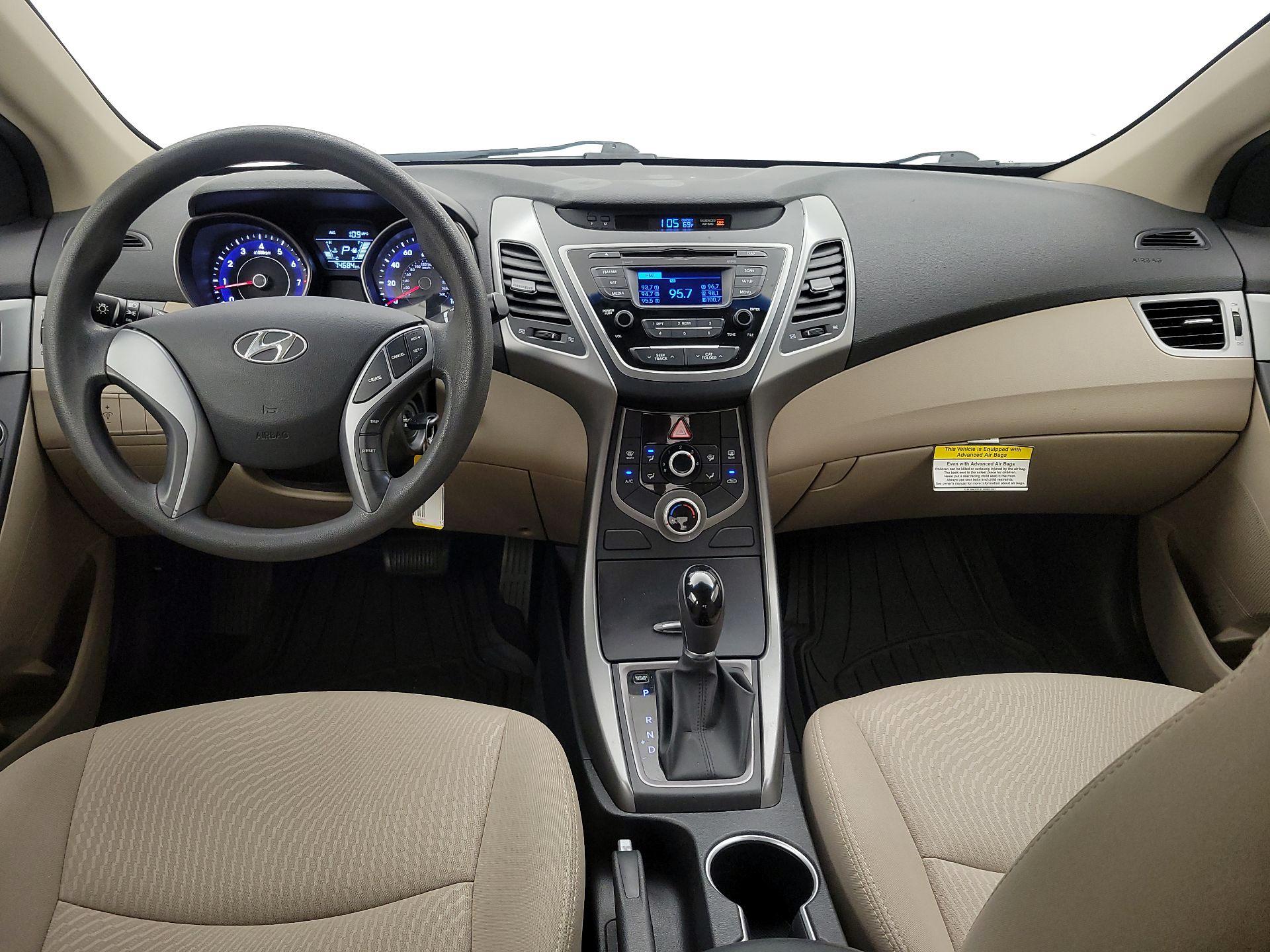 Thumbnail: 2016 Hyundai Elantra - 9