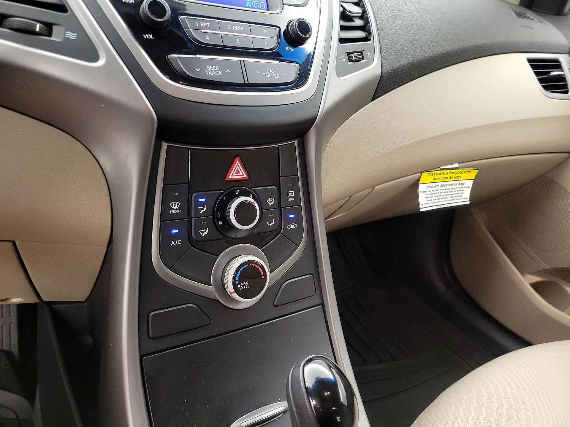 Thumbnail: 2016 Hyundai Elantra - 14