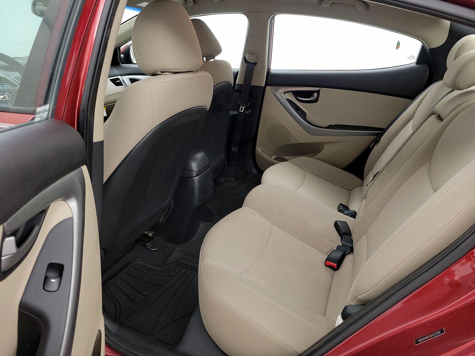 Thumbnail: 2016 Hyundai Elantra - 16