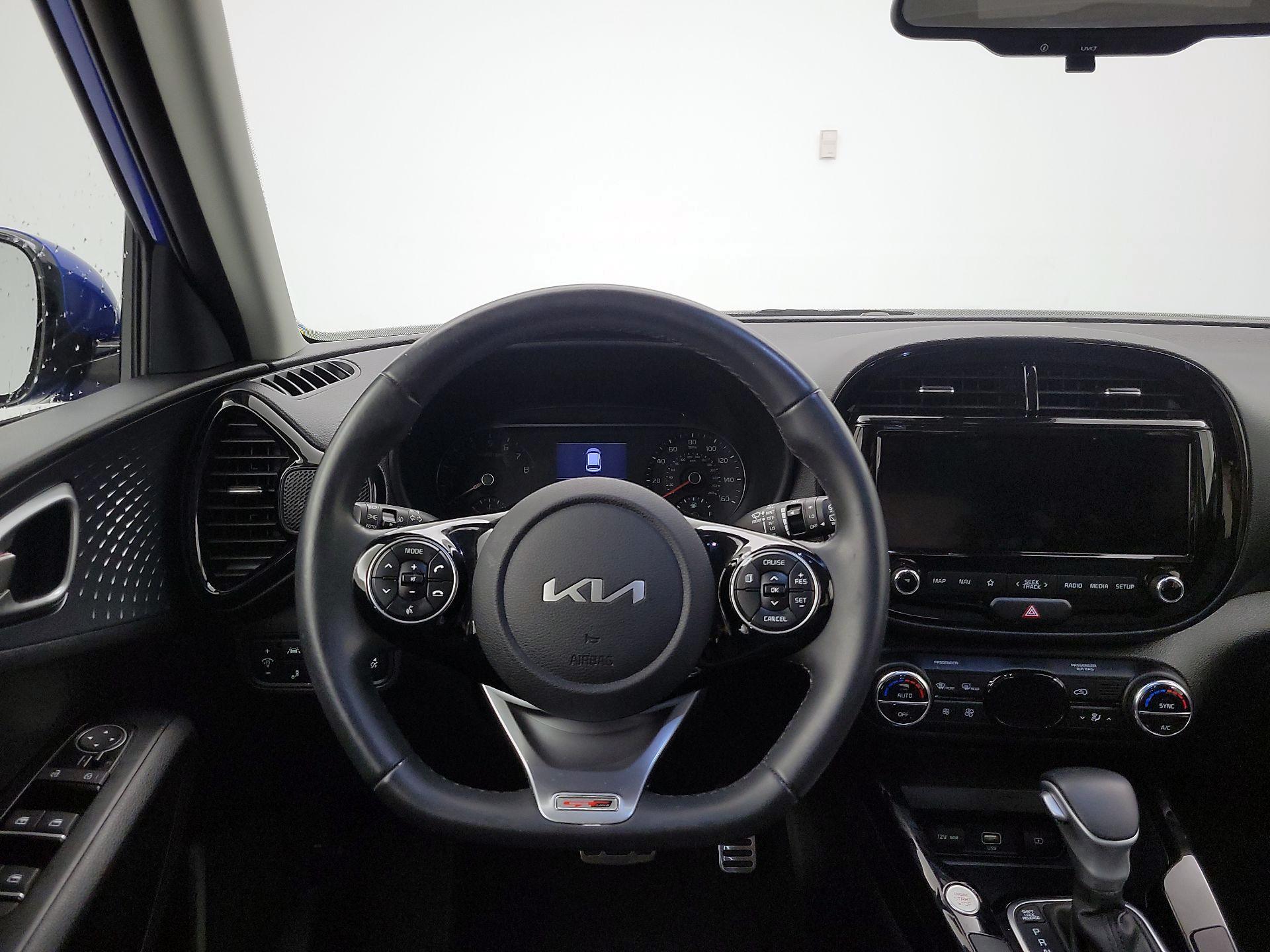 Thumbnail: 2022 Kia Soul - 10