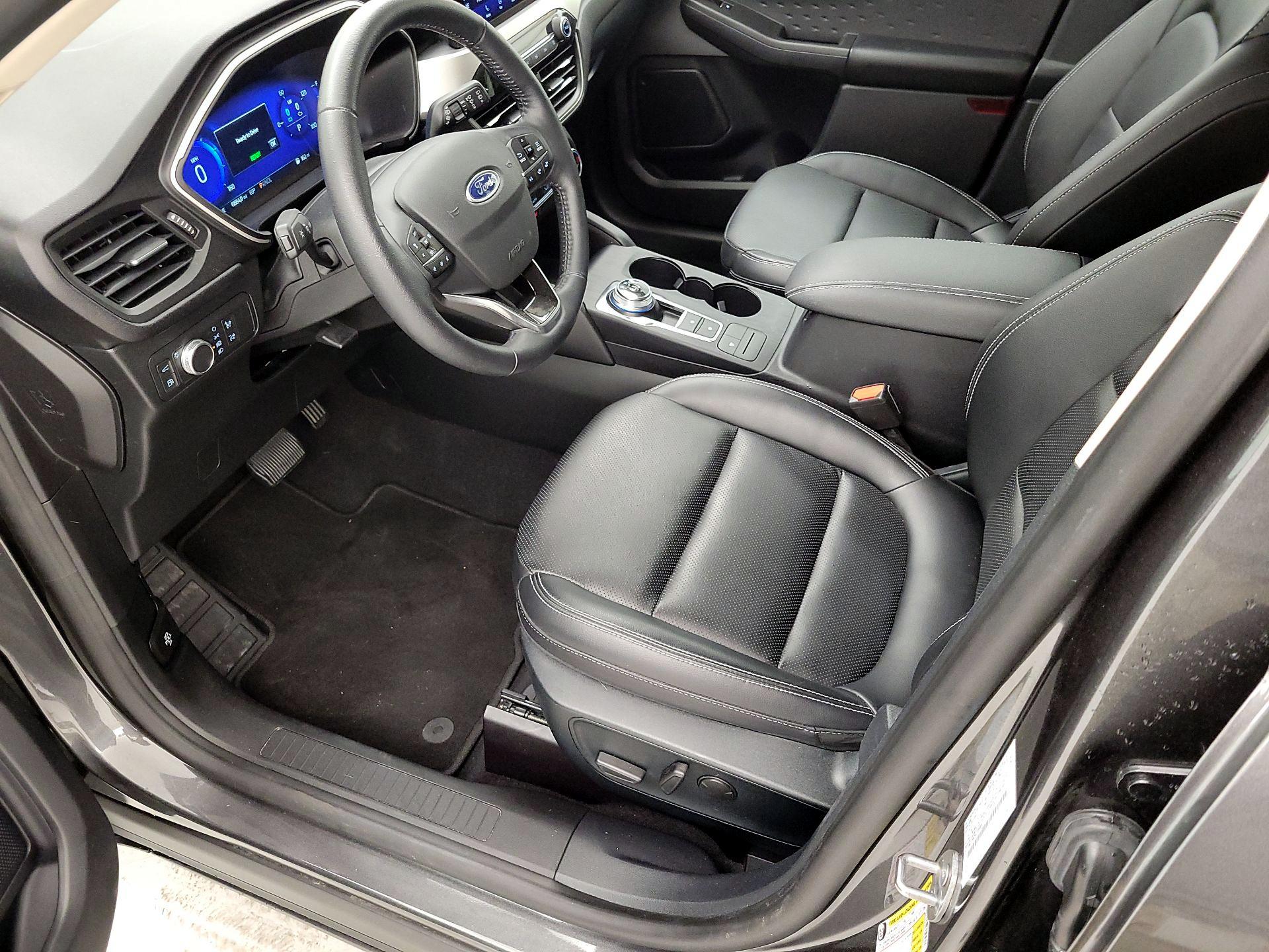 Thumbnail: 2020 Ford Escape - 11