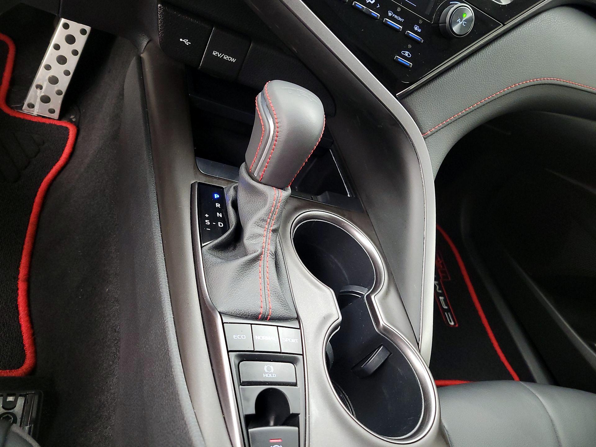 Thumbnail: 2023 Toyota Camry - 16