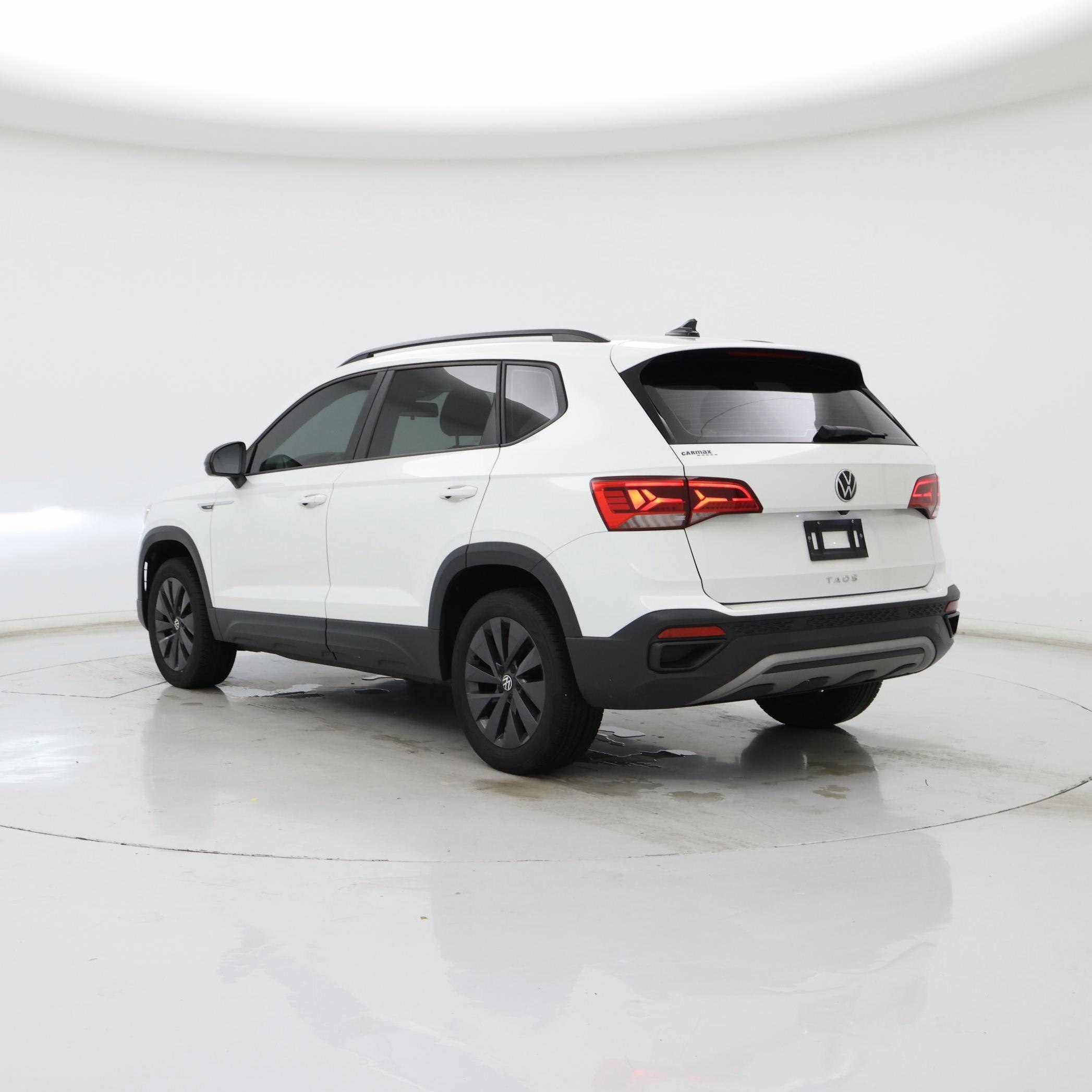 Thumbnail: 2022 Volkswagen Taos - 2