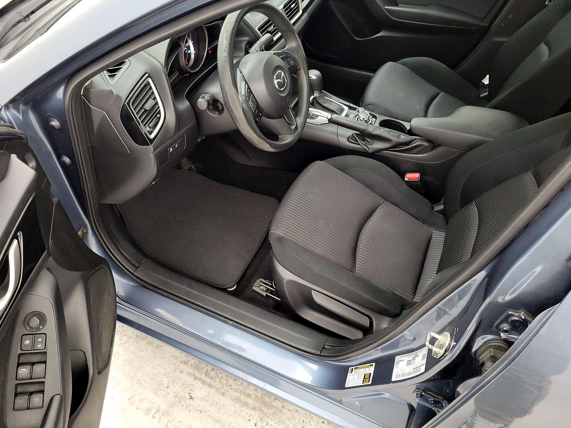 Thumbnail: 2015 Mazda Mazda3 - 11