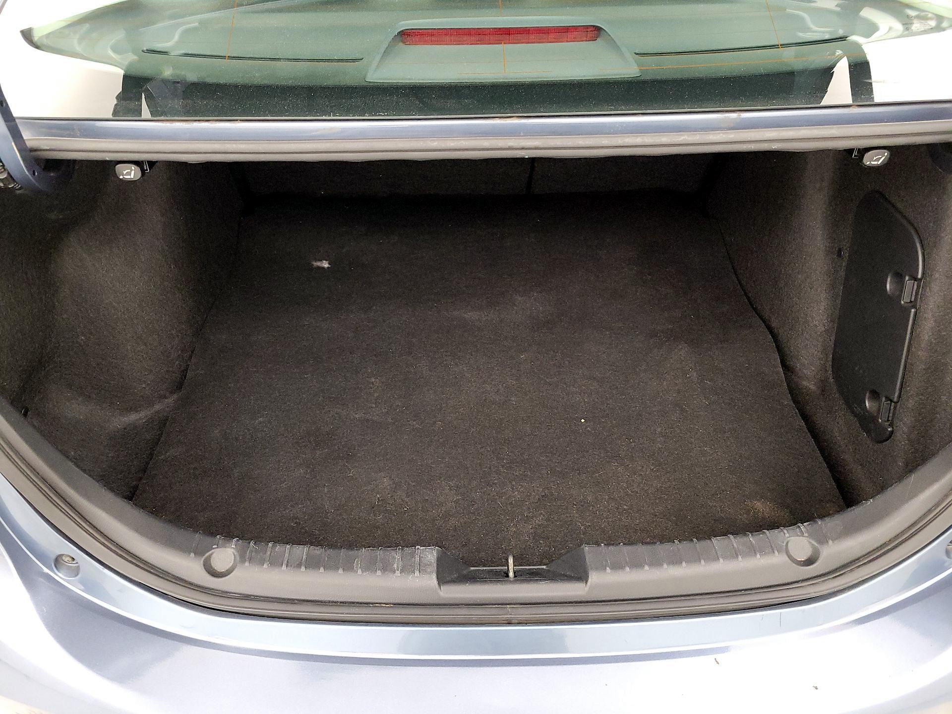 Thumbnail: 2015 Mazda Mazda3 - 16