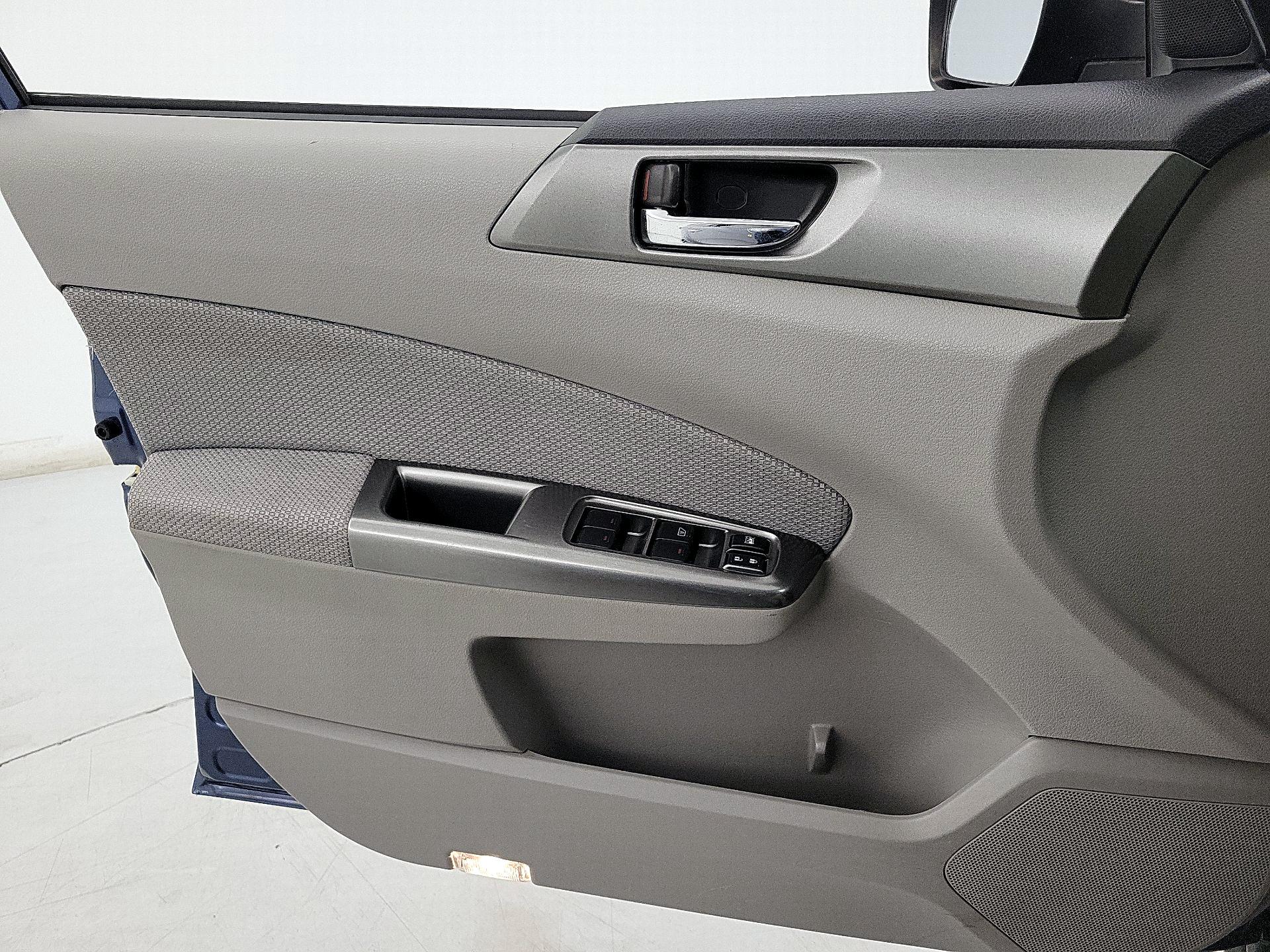 Thumbnail: 2013 Subaru Forester - 12