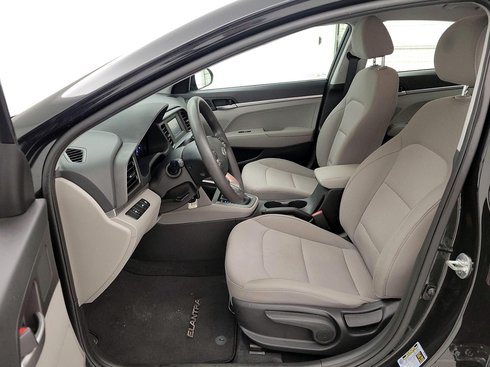 Thumbnail: 2020 Hyundai Elantra - 11