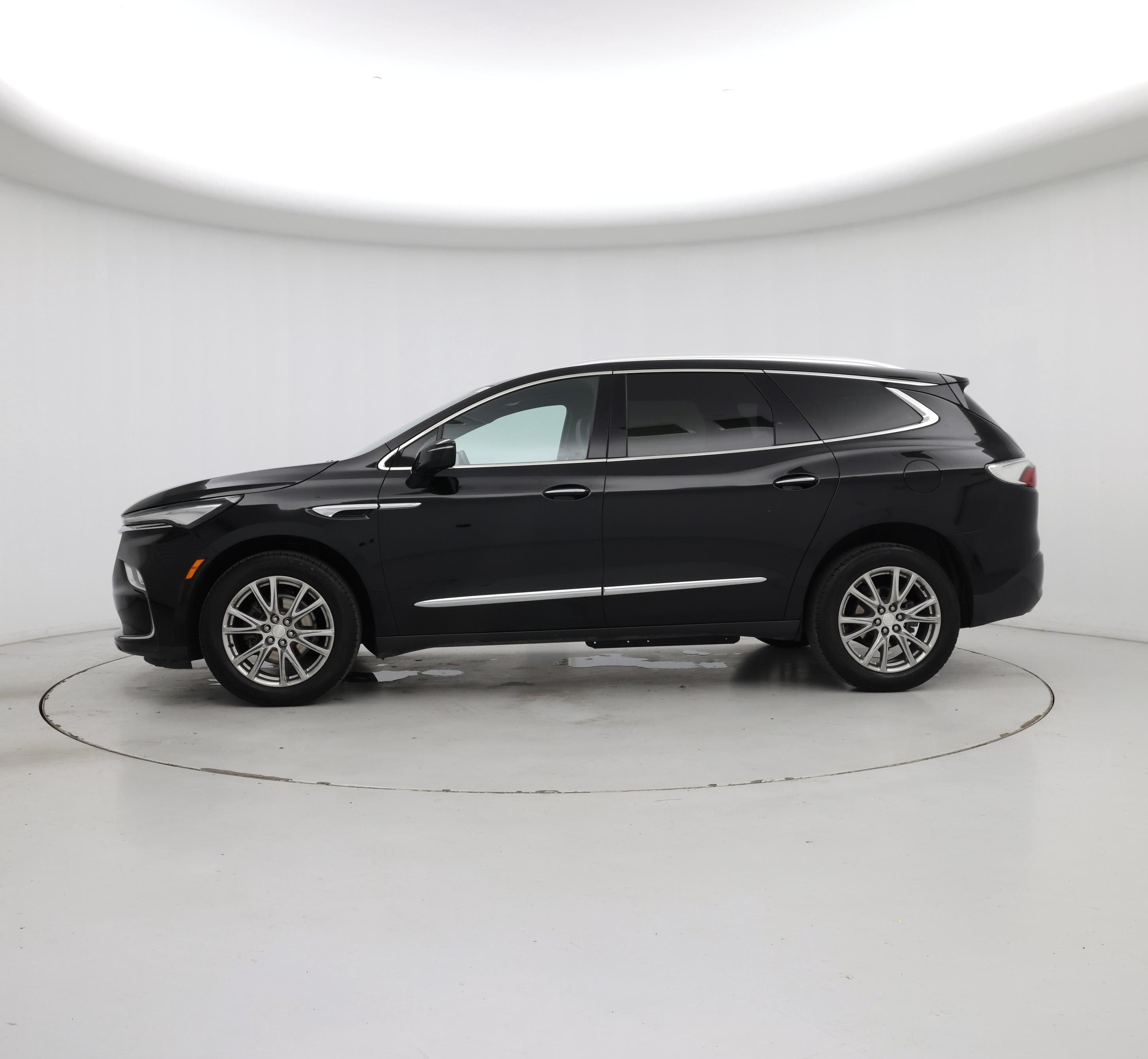 Thumbnail: 2022 Buick Enclave - 3