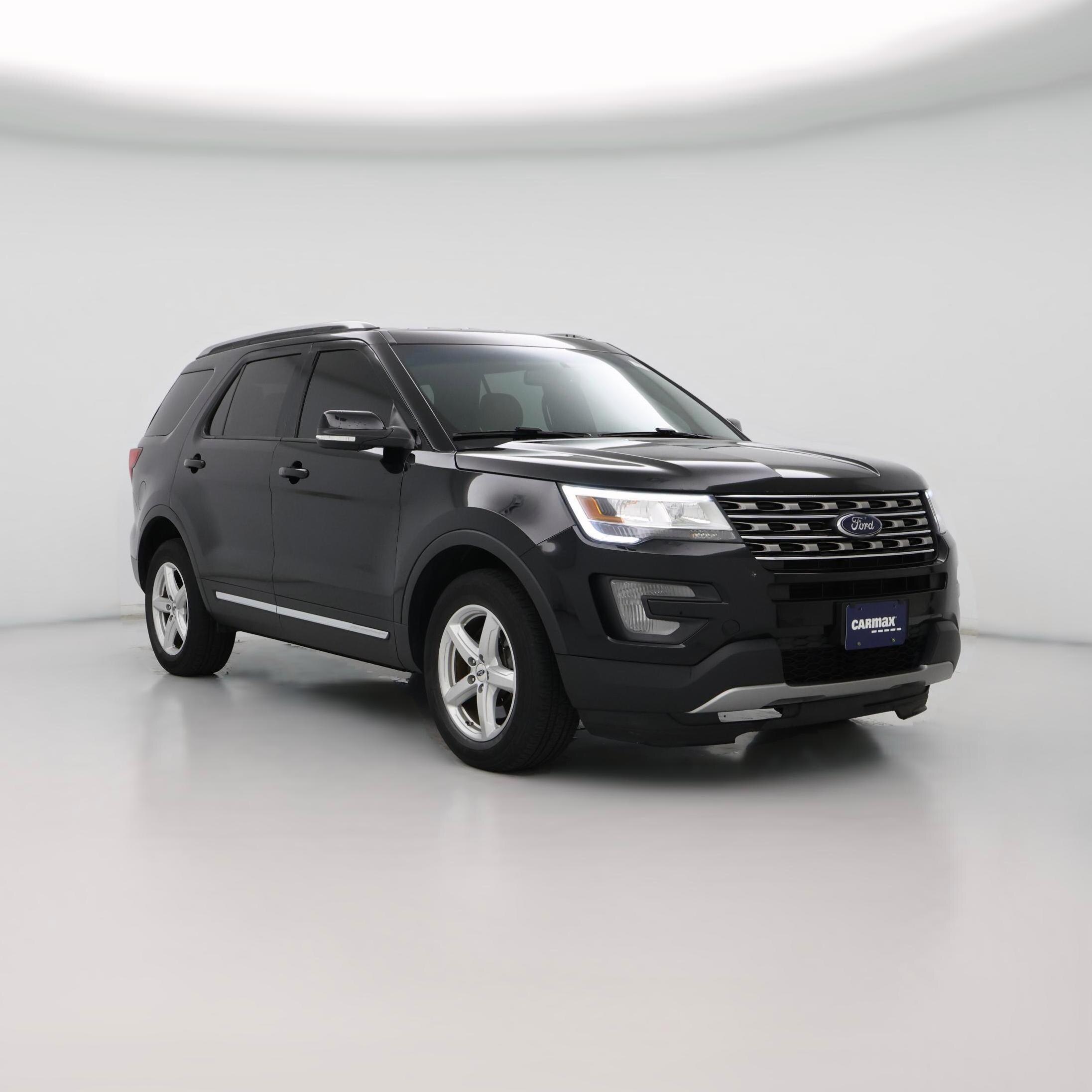 Thumbnail: 2016 Ford Explorer - 1