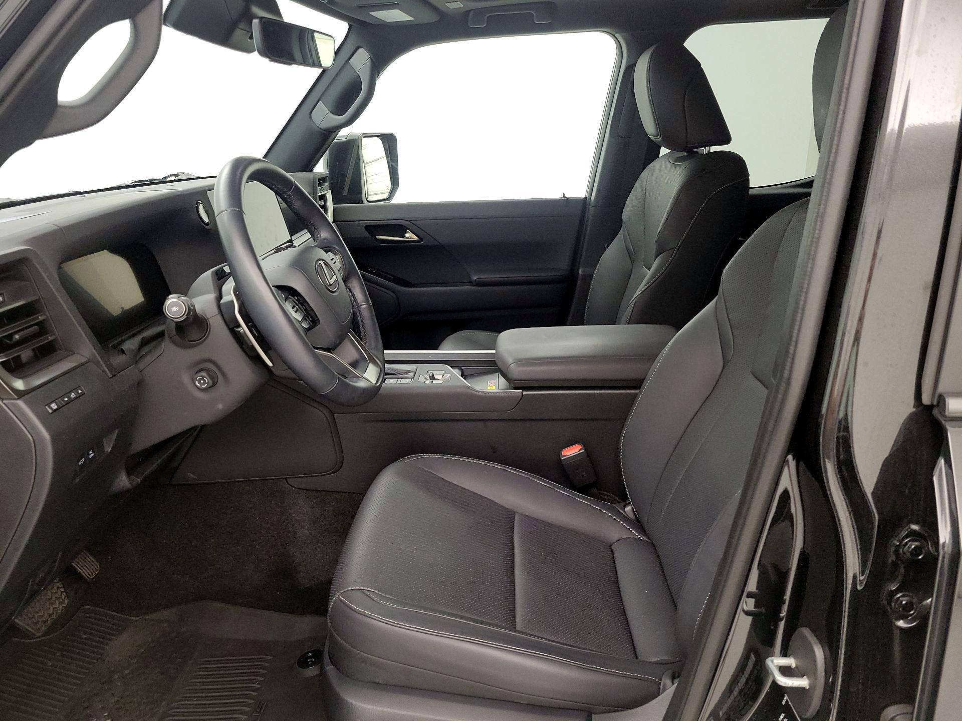 Thumbnail: 2024 Lexus GX - 11