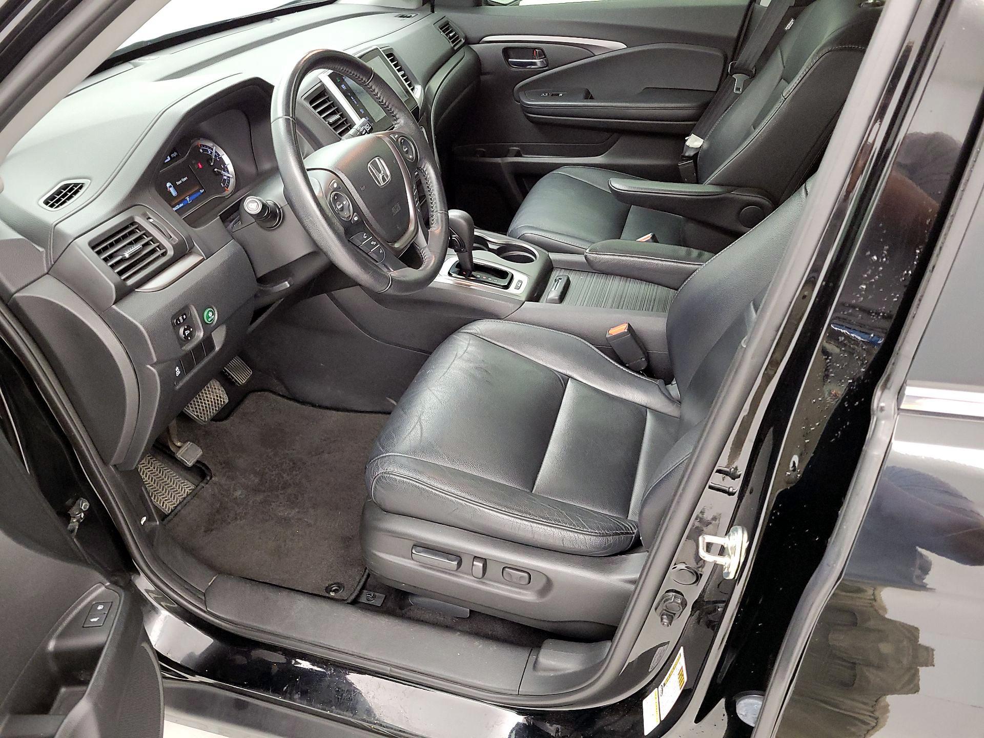 Thumbnail: 2016 Honda Pilot - 11