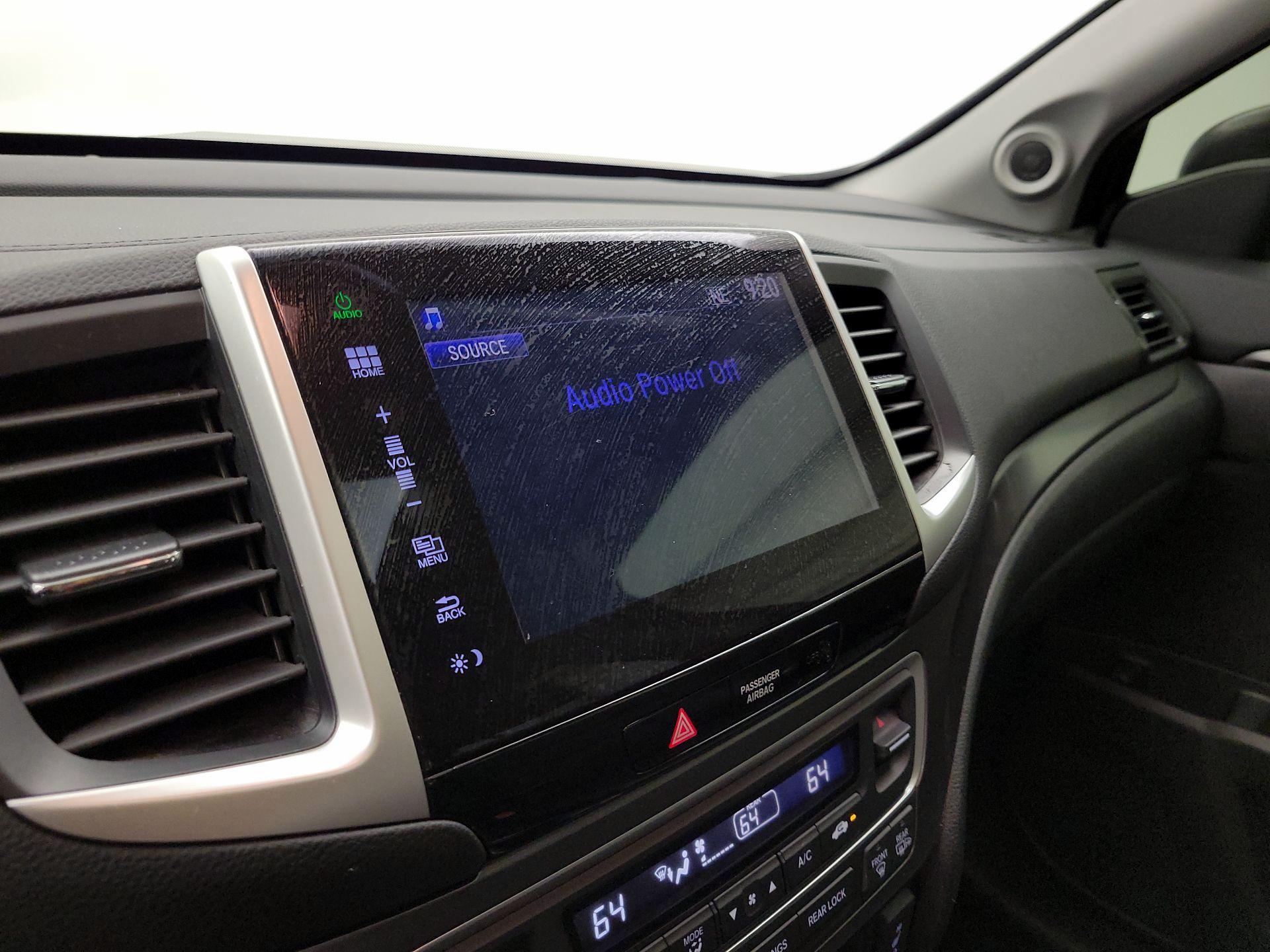 Thumbnail: 2016 Honda Pilot - 13