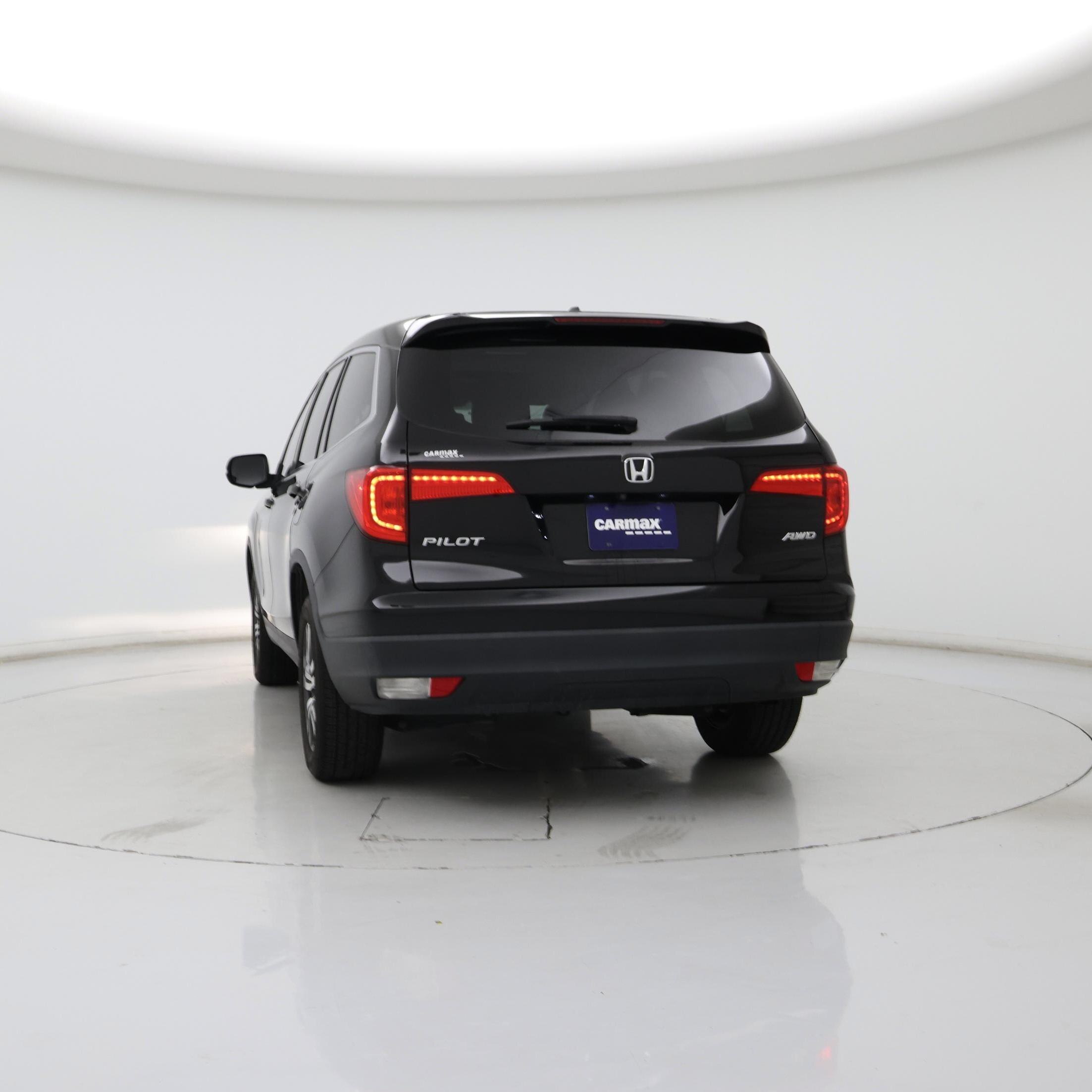 Thumbnail: 2016 Honda Pilot - 6