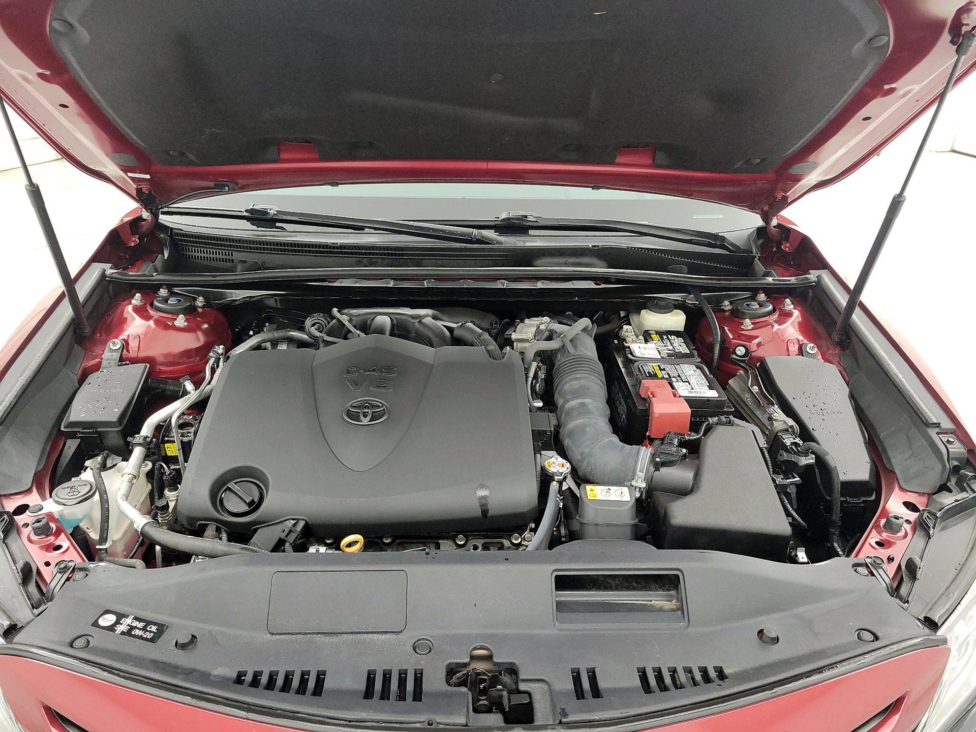 Thumbnail: 2018 Toyota Camry - 19