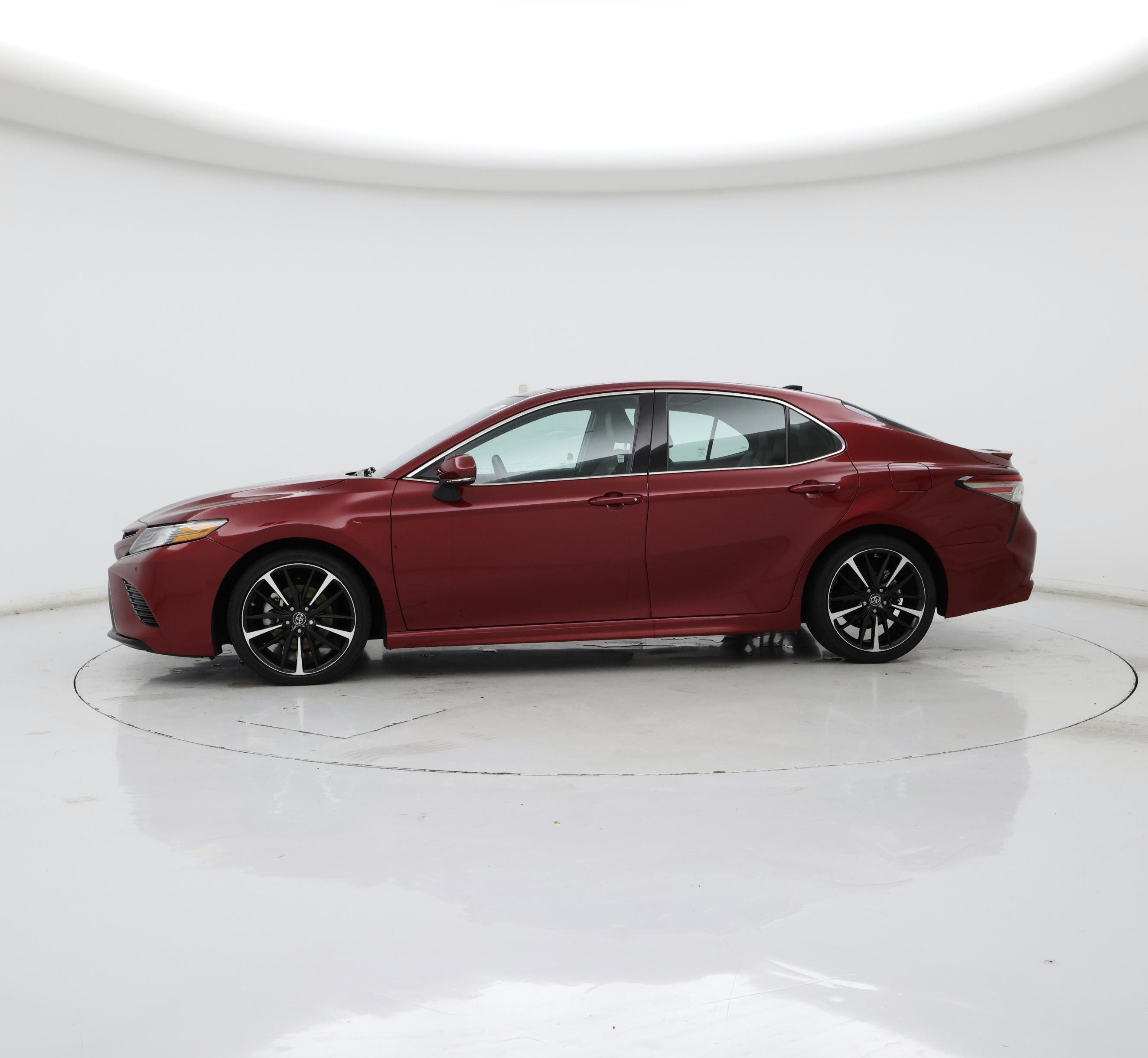 Thumbnail: 2018 Toyota Camry - 3