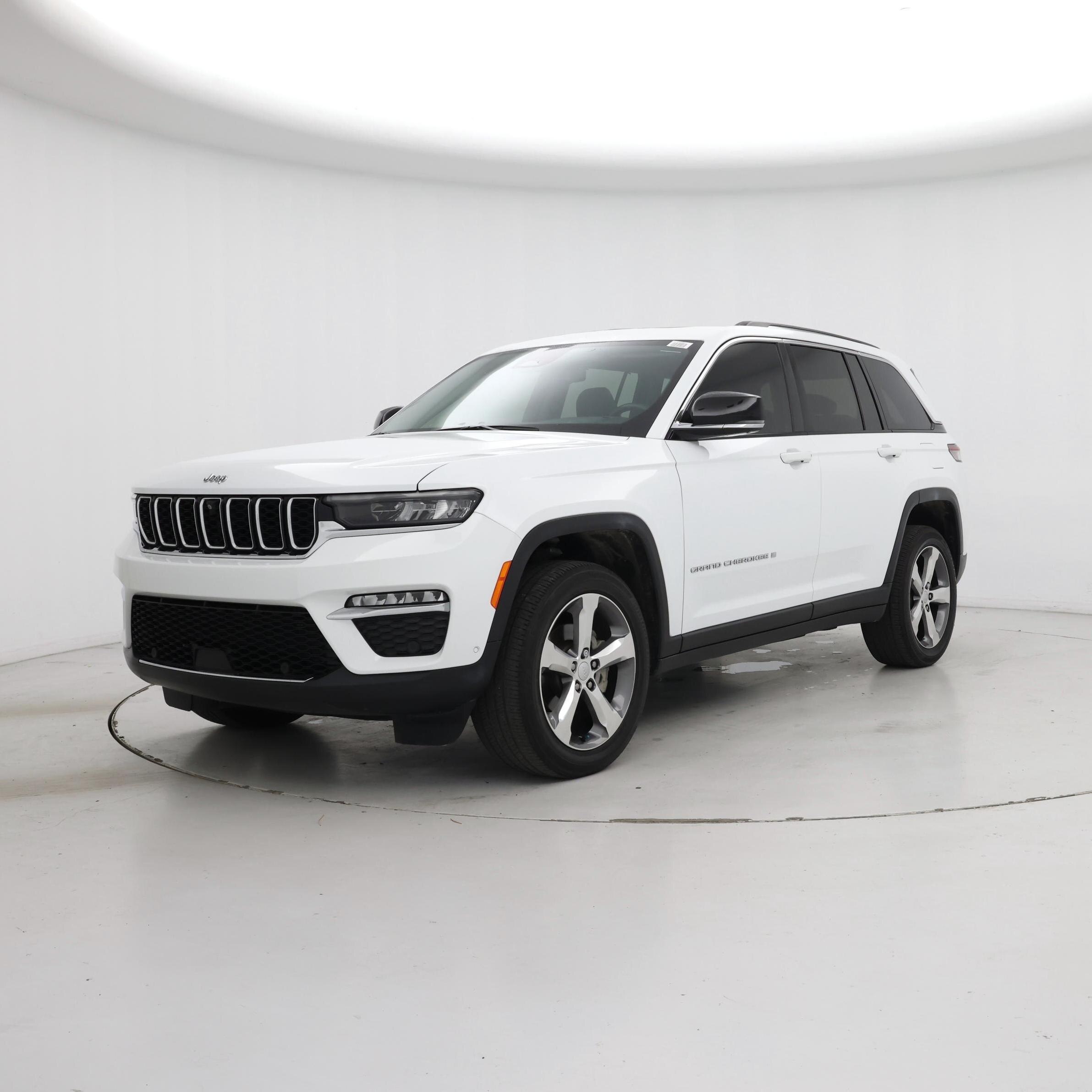 Thumbnail: 2022 Jeep Grand Cherokee - 4