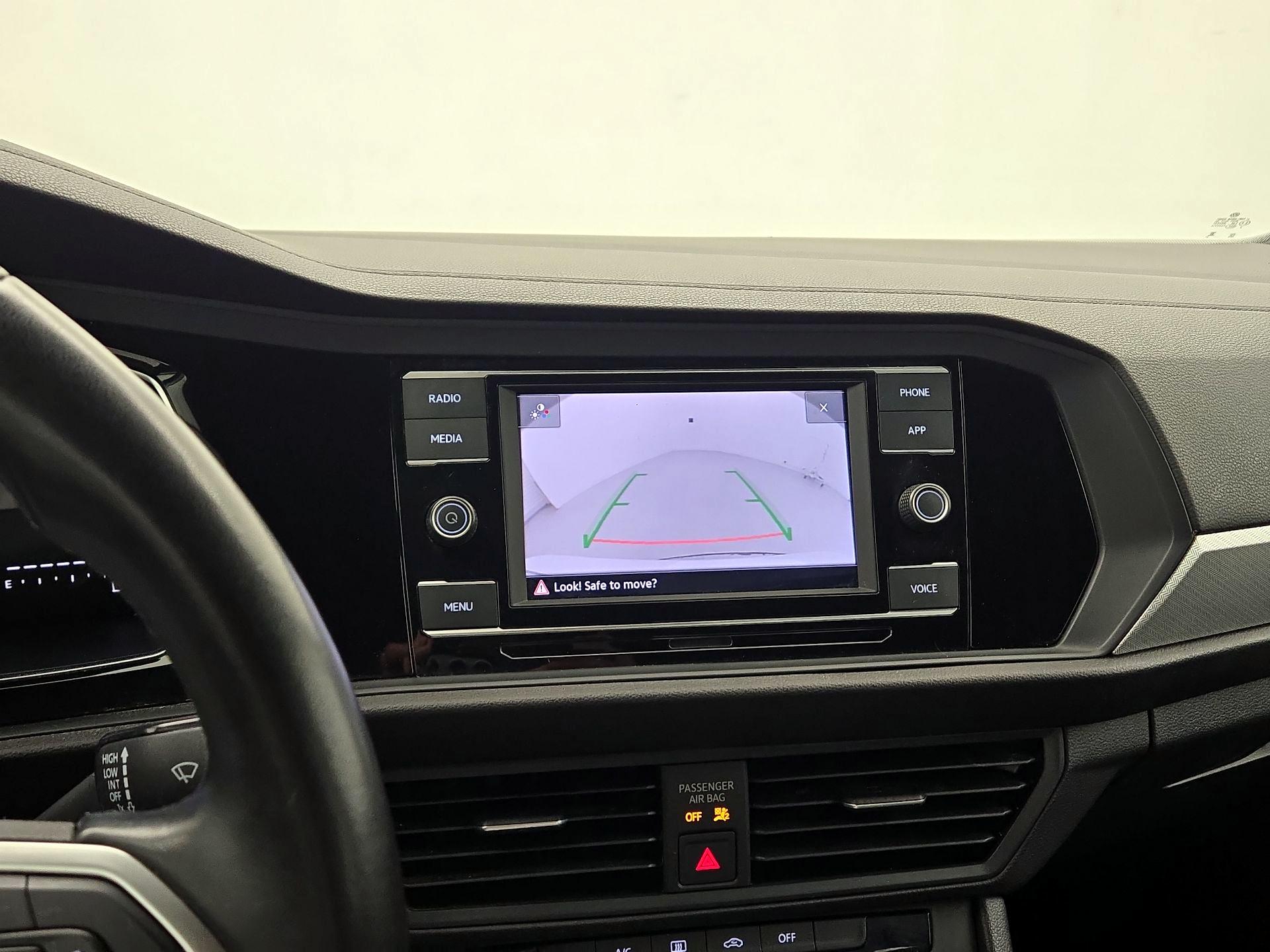 Thumbnail: 2023 Volkswagen Jetta - 14