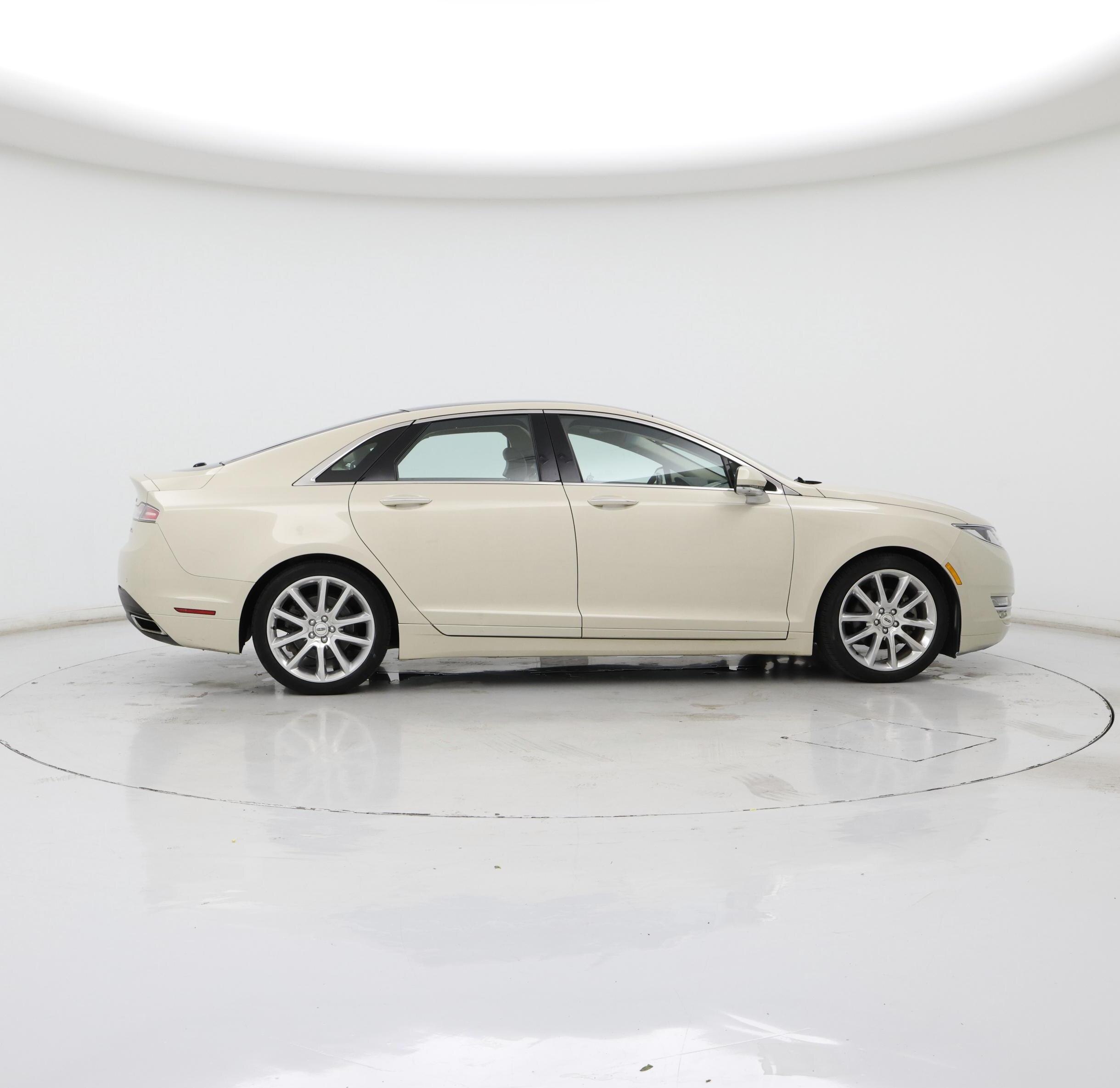 Thumbnail: 2016 Lincoln MKZ - 7