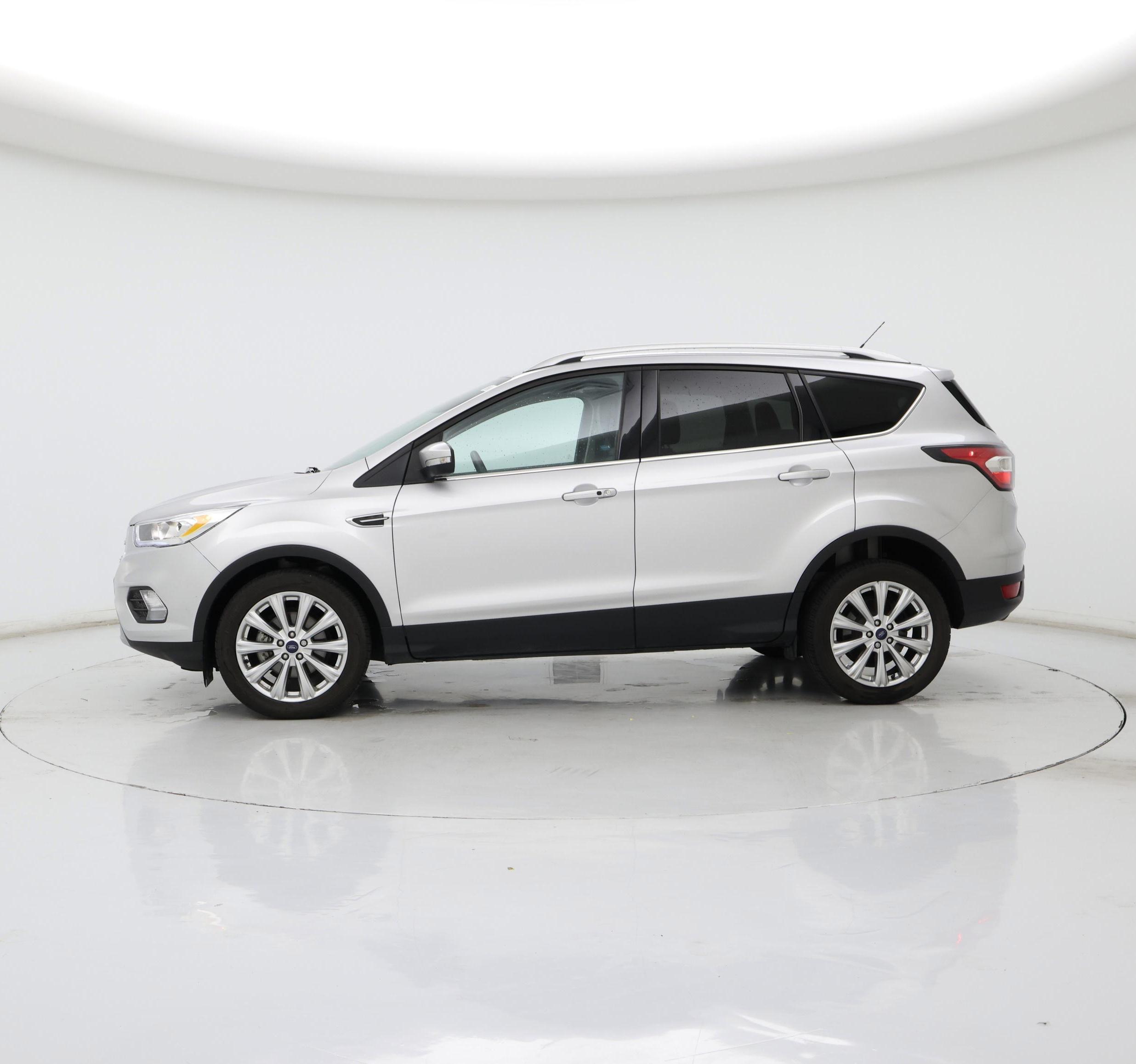 Thumbnail: 2017 Ford Escape - 3