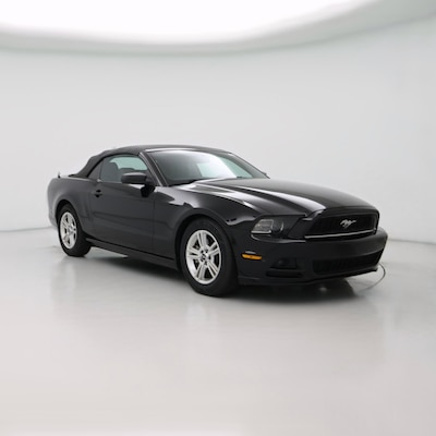 Black 2014 Ford Mustang