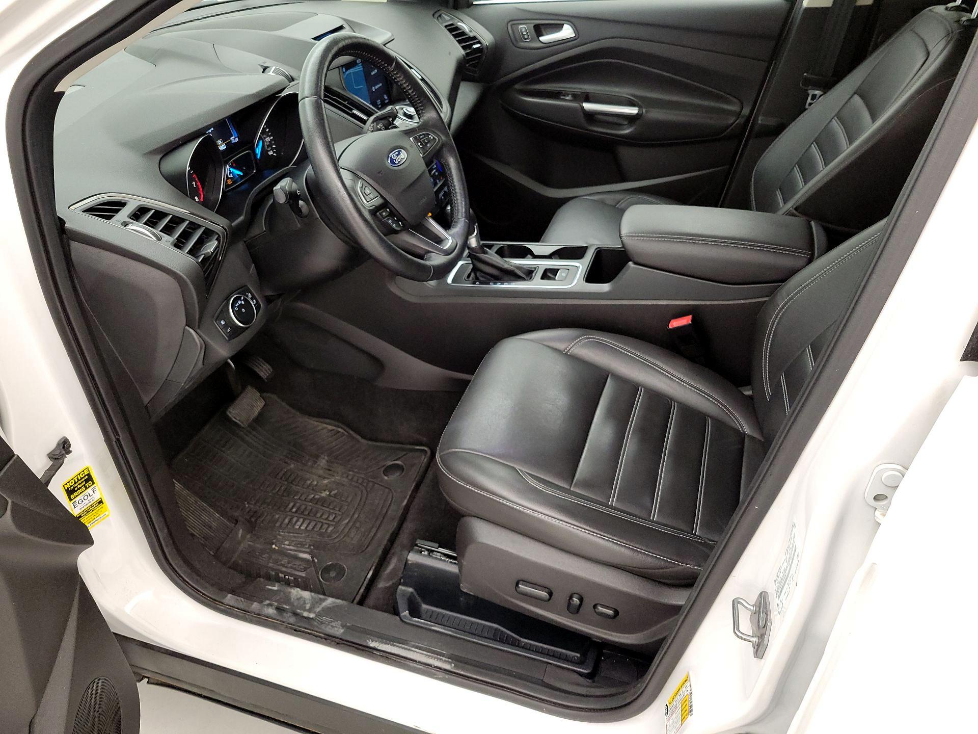 Thumbnail: 2017 Ford Escape - 11