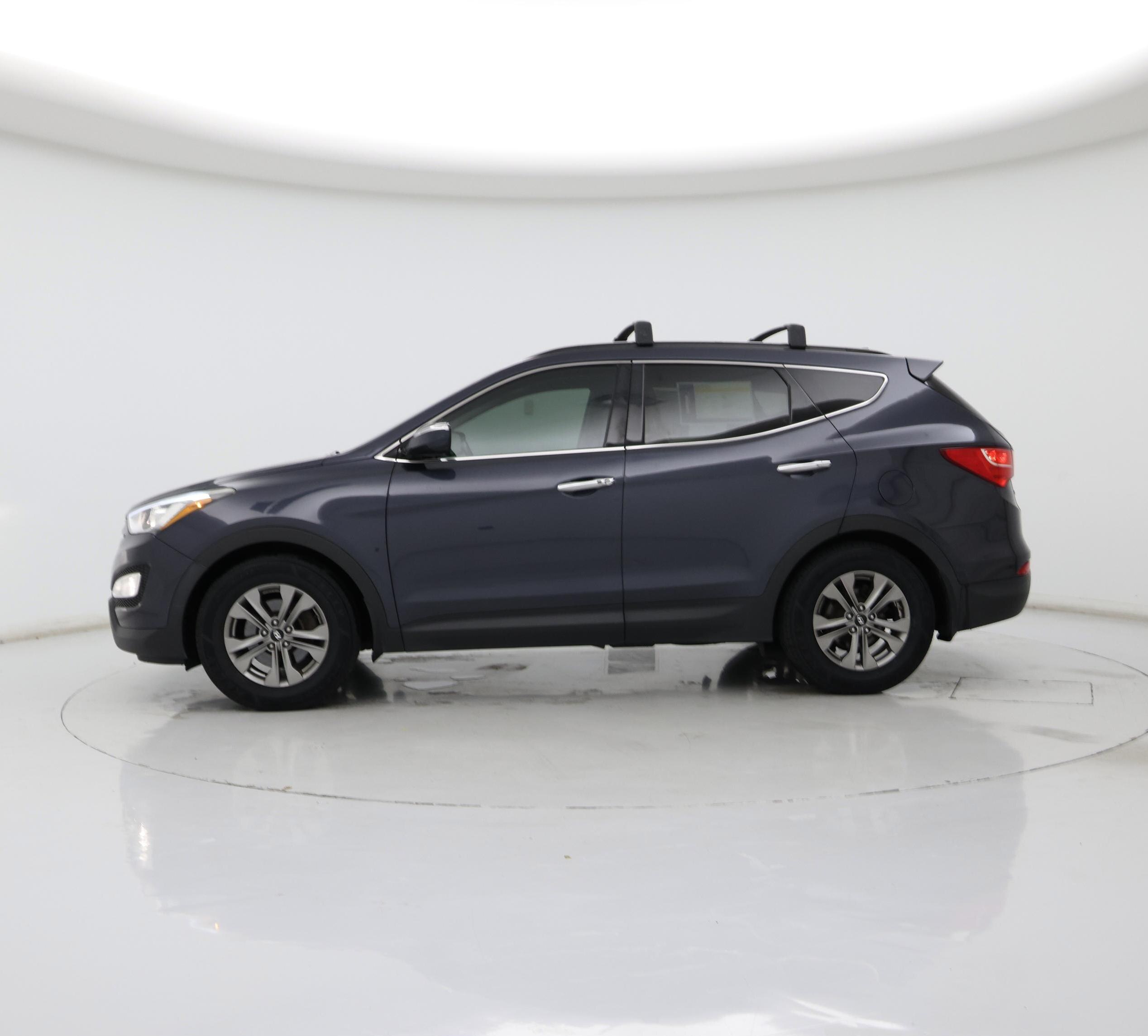 Thumbnail: 2016 Hyundai Santa Fe - 3