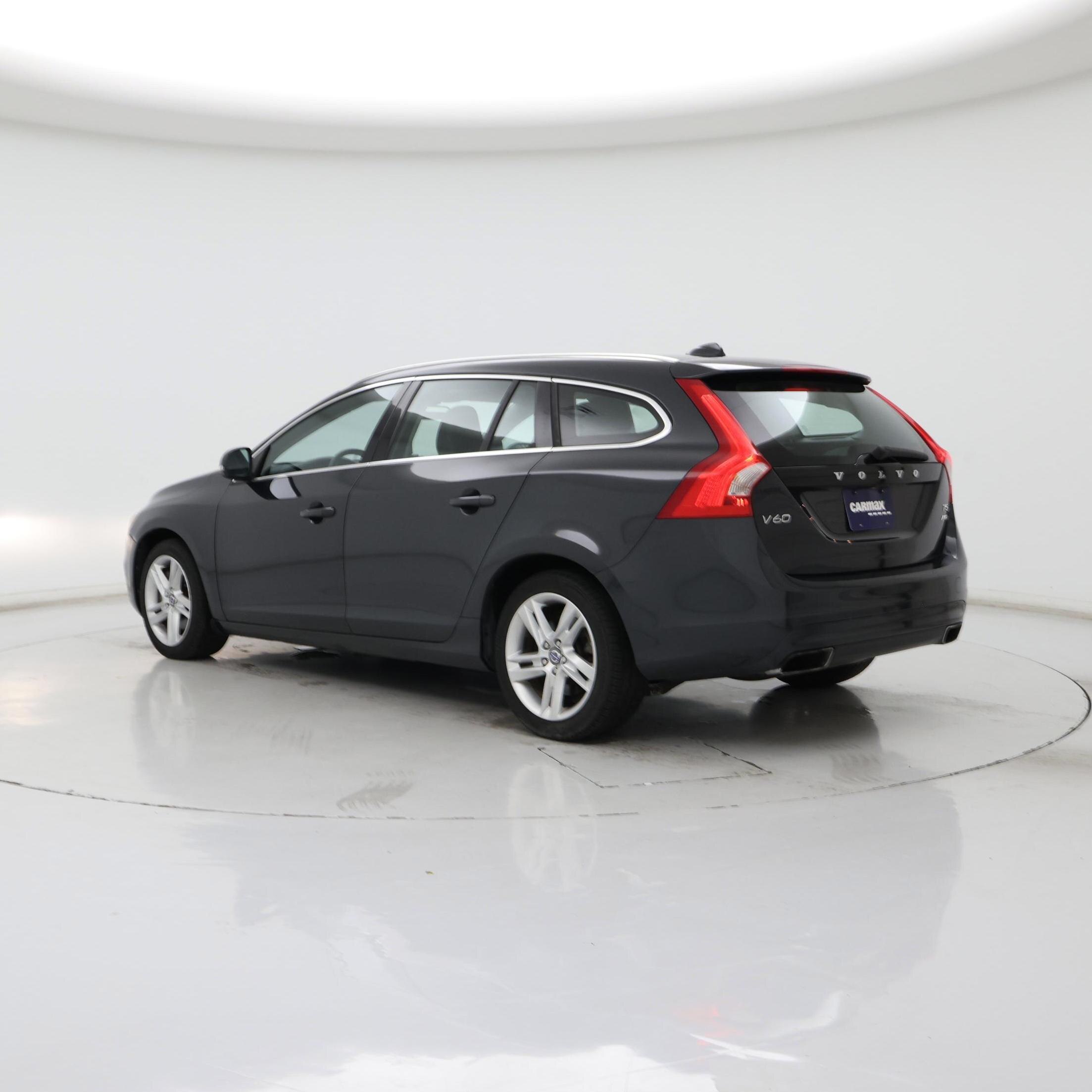 Thumbnail: 2015 Volvo V60 - 2