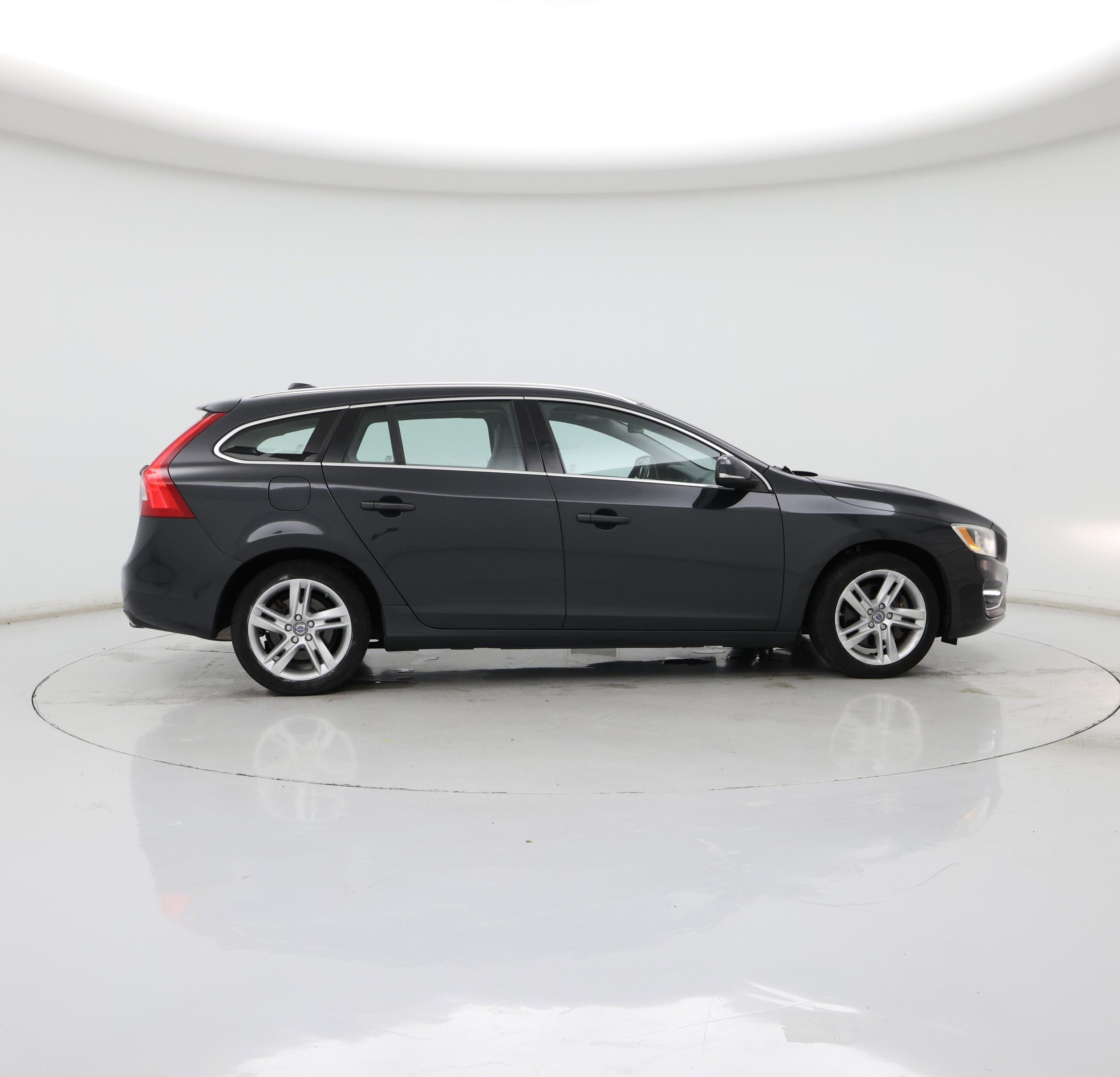 Thumbnail: 2015 Volvo V60 - 7
