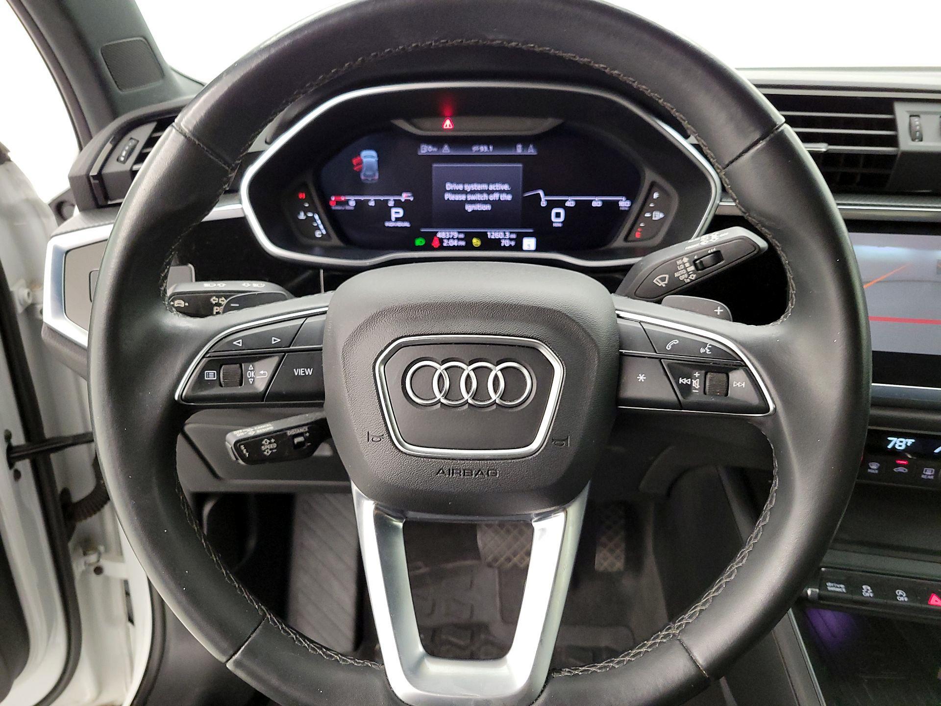 Thumbnail: 2021 Audi Q3 - 10