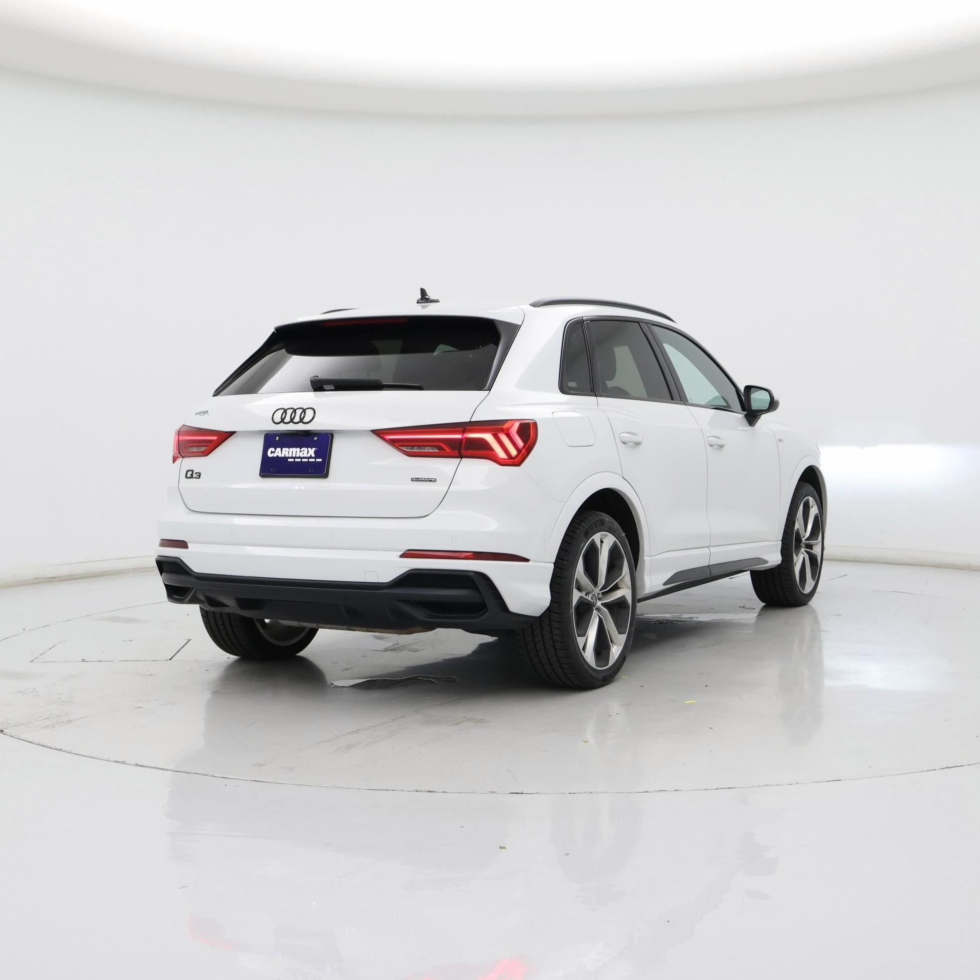 Thumbnail: 2021 Audi Q3 - 8