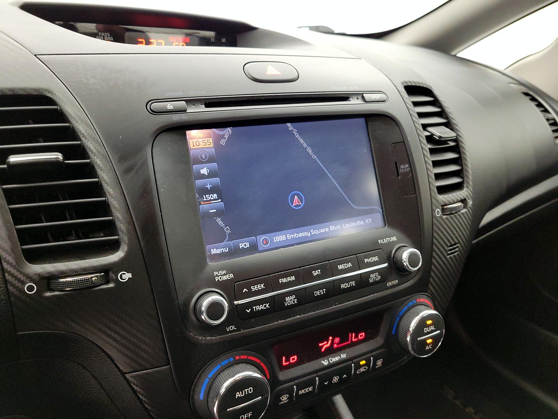Thumbnail: 2015 Kia Forte - 13