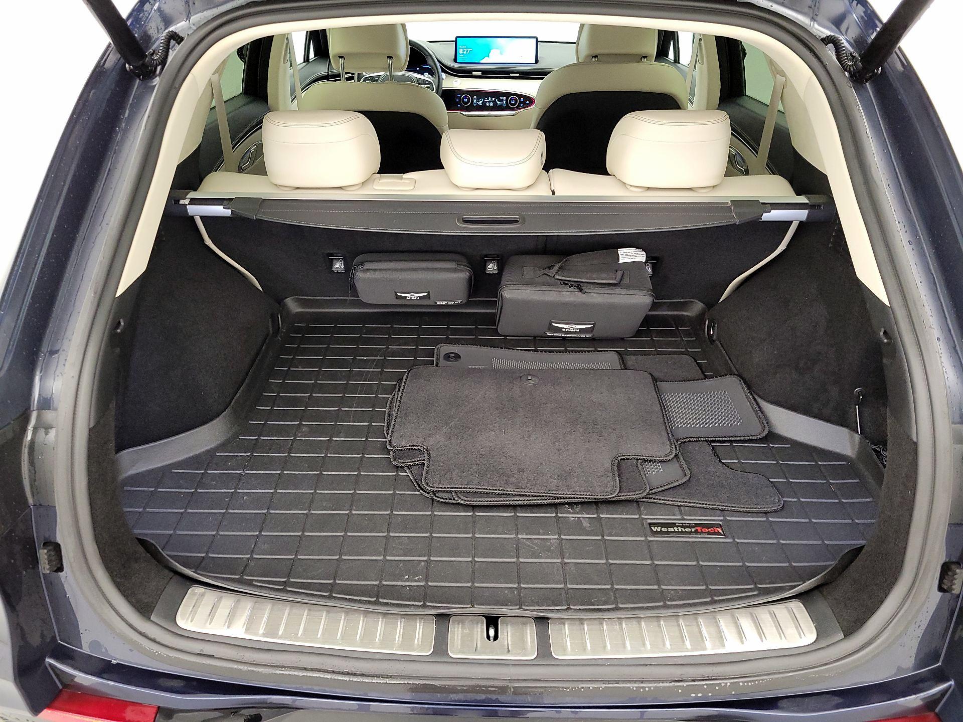 Thumbnail: 2025 Genesis GV70 - 16