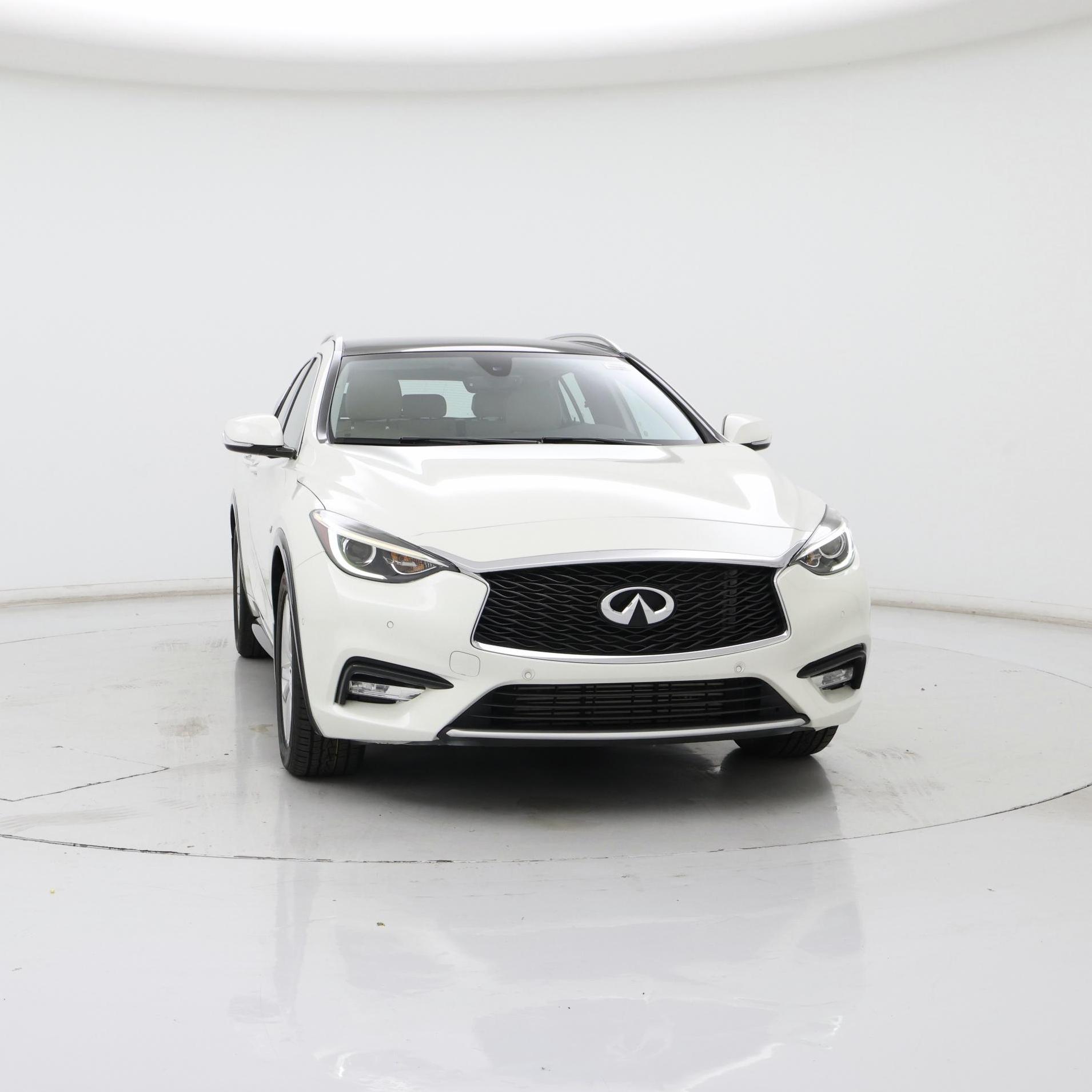 Thumbnail: 2017 INFINITI QX30 - 5