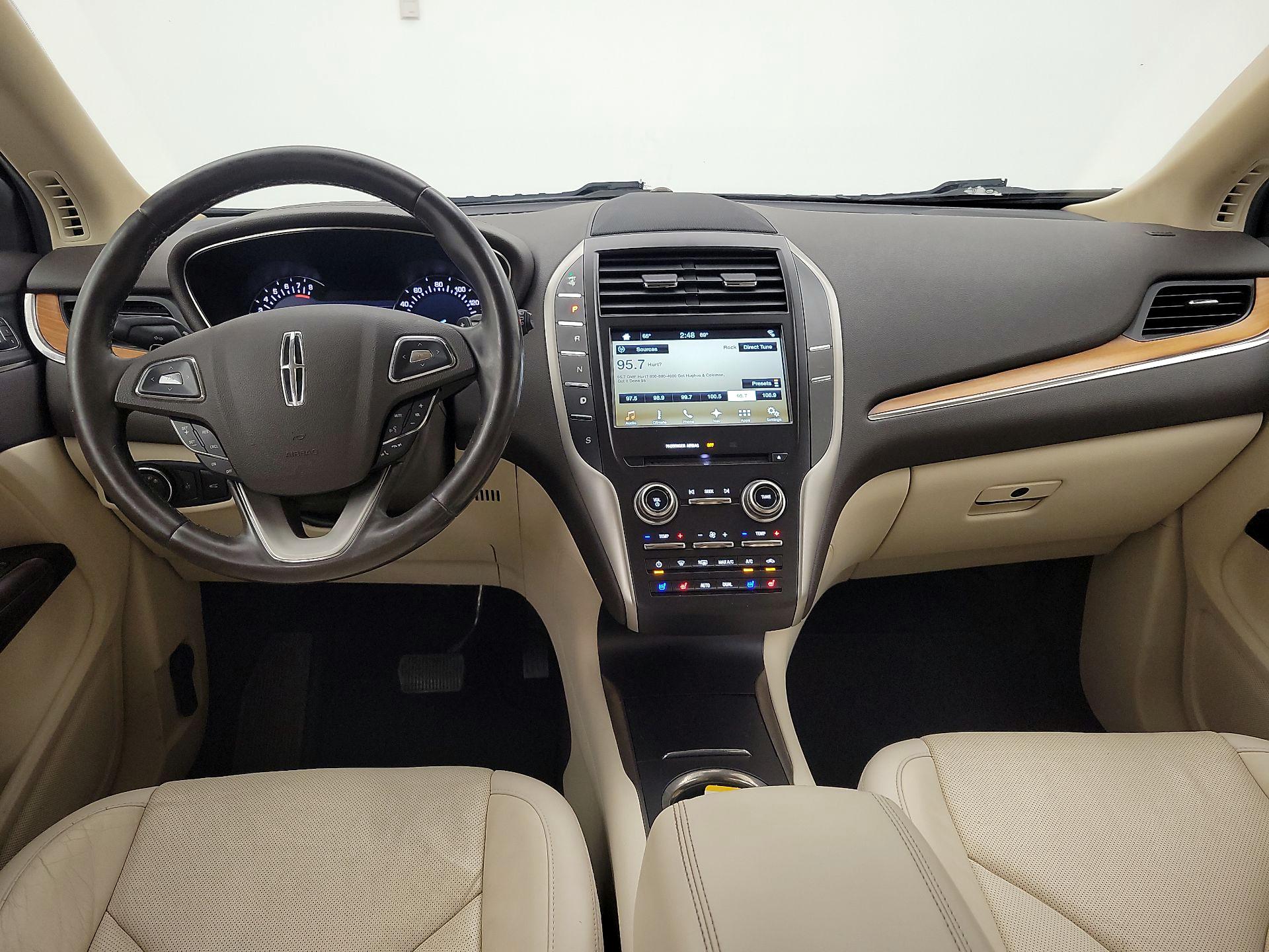Thumbnail: 2016 Lincoln MKC - 9