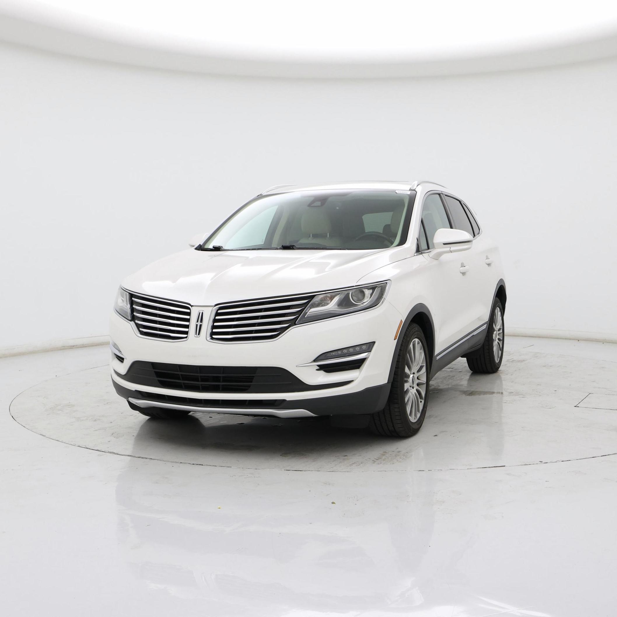 Thumbnail: 2016 Lincoln MKC - 4