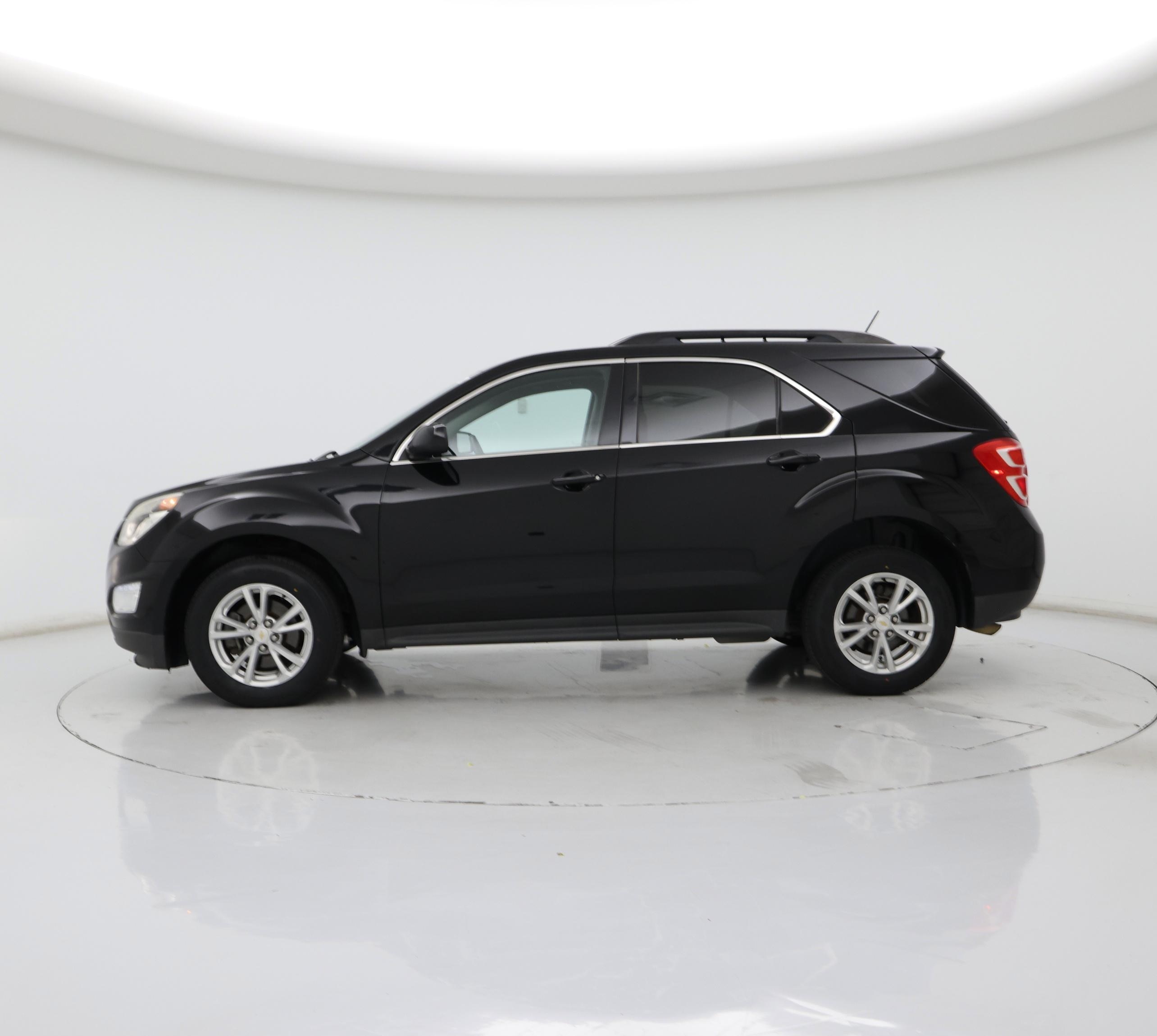 Thumbnail: 2017 Chevrolet Equinox - 3
