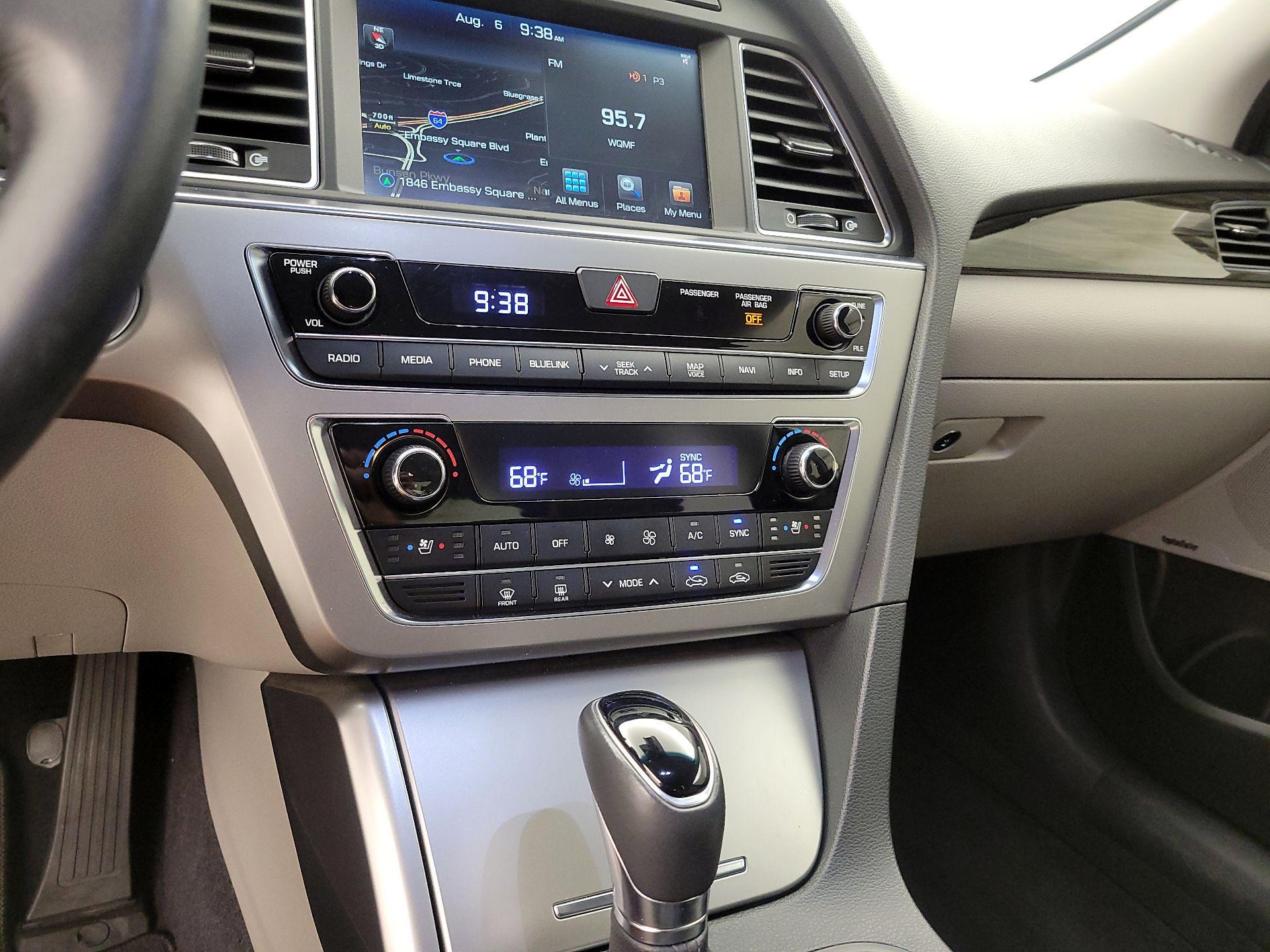 Thumbnail: 2017 Hyundai Sonata - 15