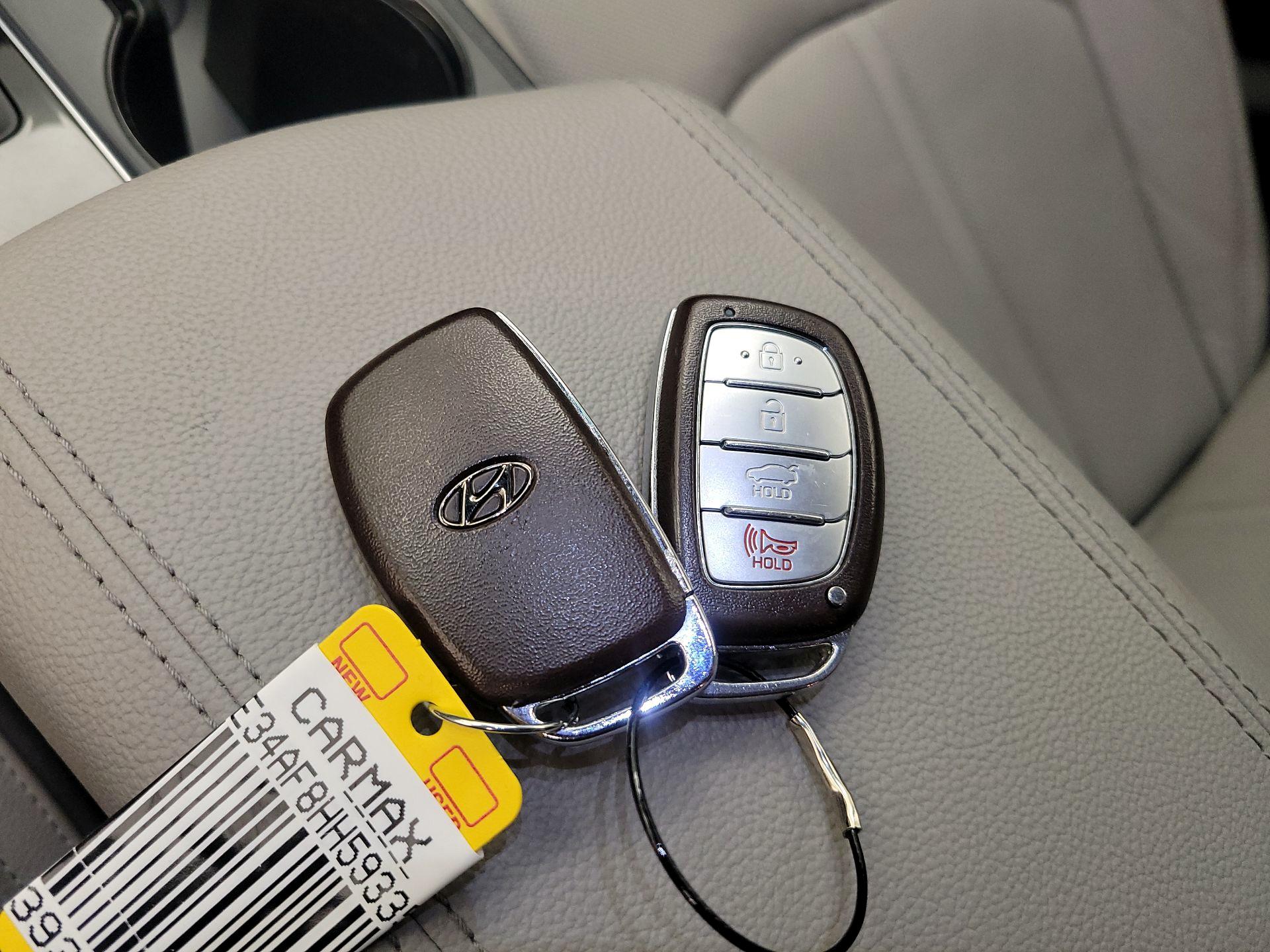 Thumbnail: 2017 Hyundai Sonata - 20
