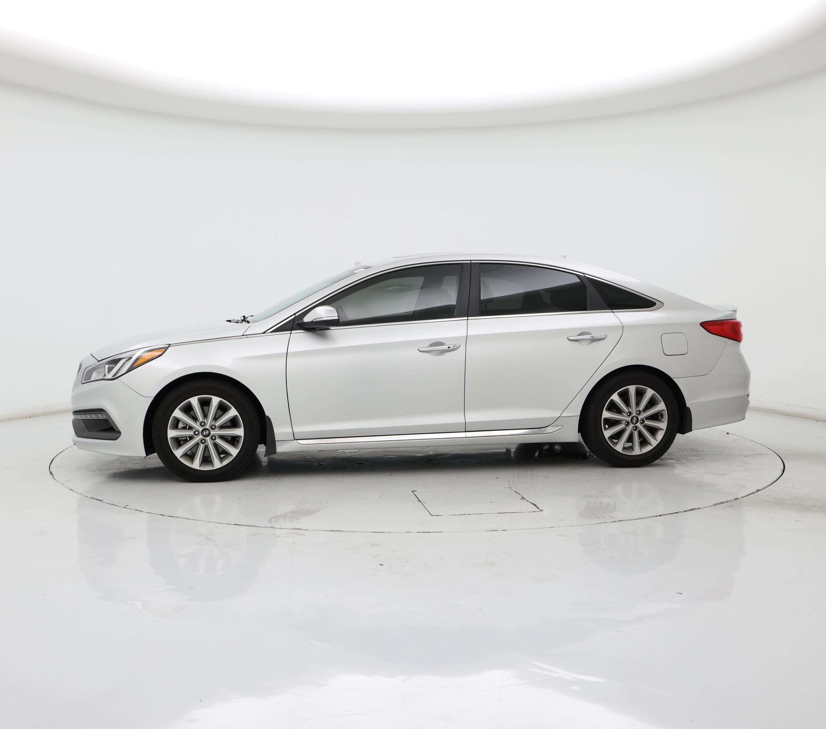 Thumbnail: 2017 Hyundai Sonata - 3